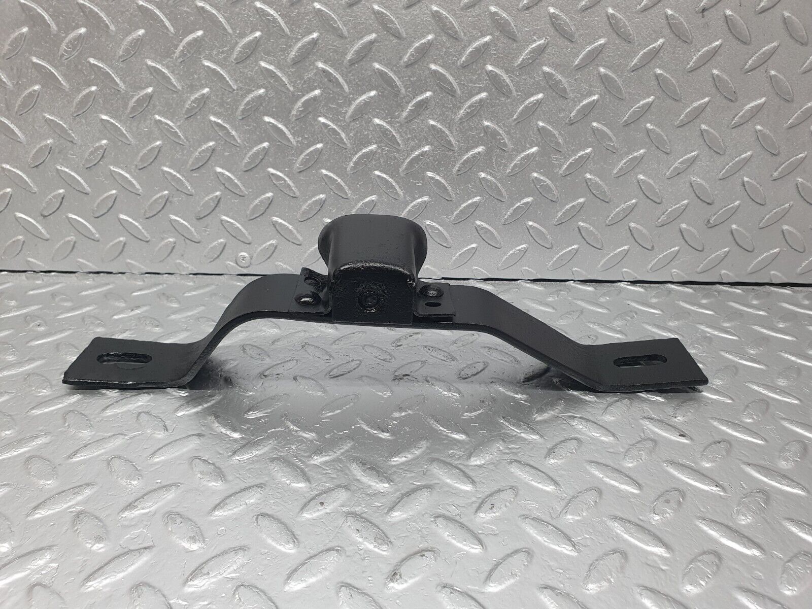 43404 Mercedes-Benz W108 280SE Rear Left Bumper Bracket