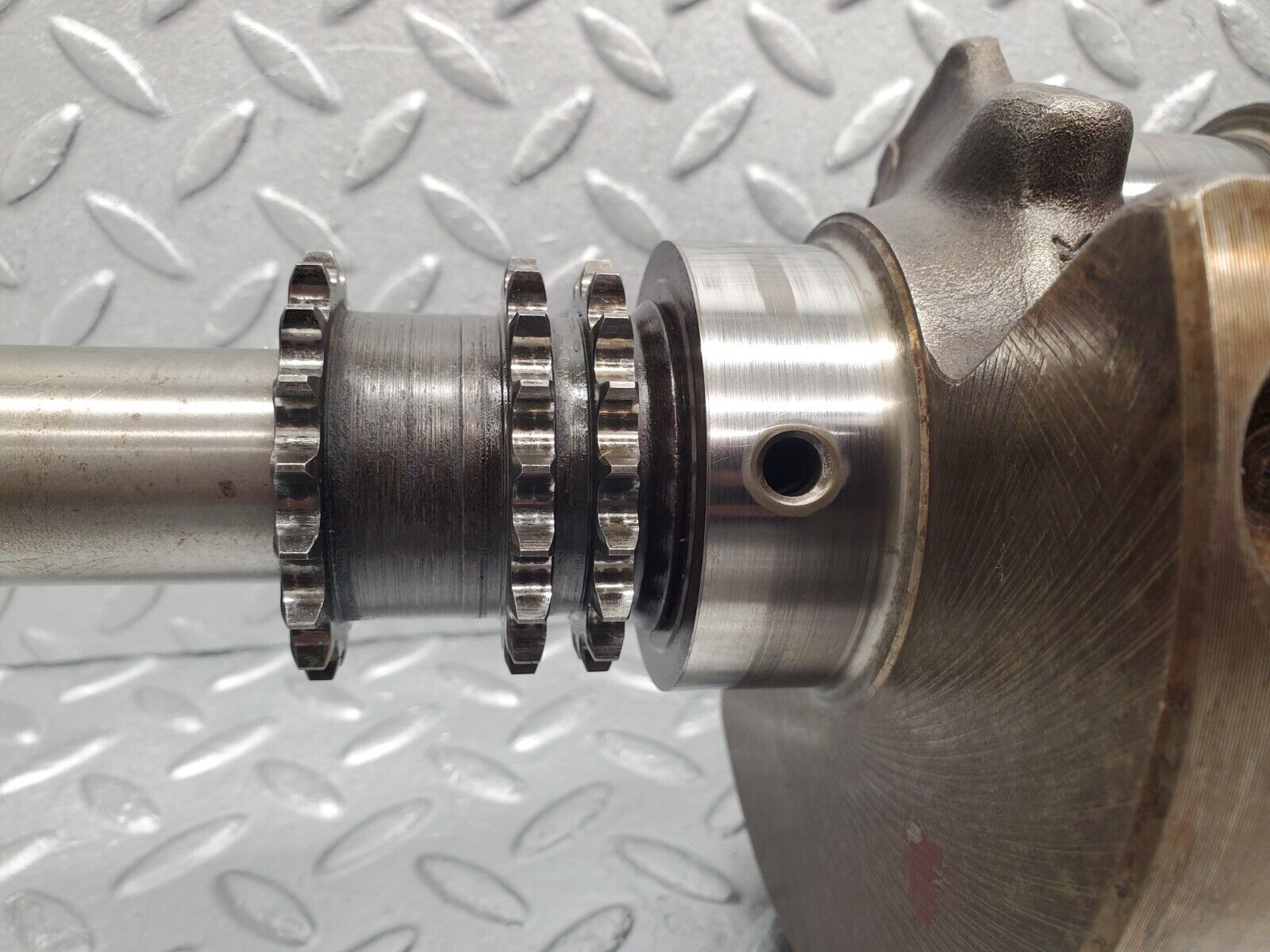 46318 Mercedes-Benz W126 420SE Crankshaft 1160312501