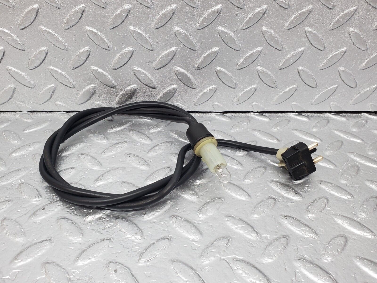 45792 Mercedes-Benz W126 420SE Wing Indicator Cable Wire 1249971881