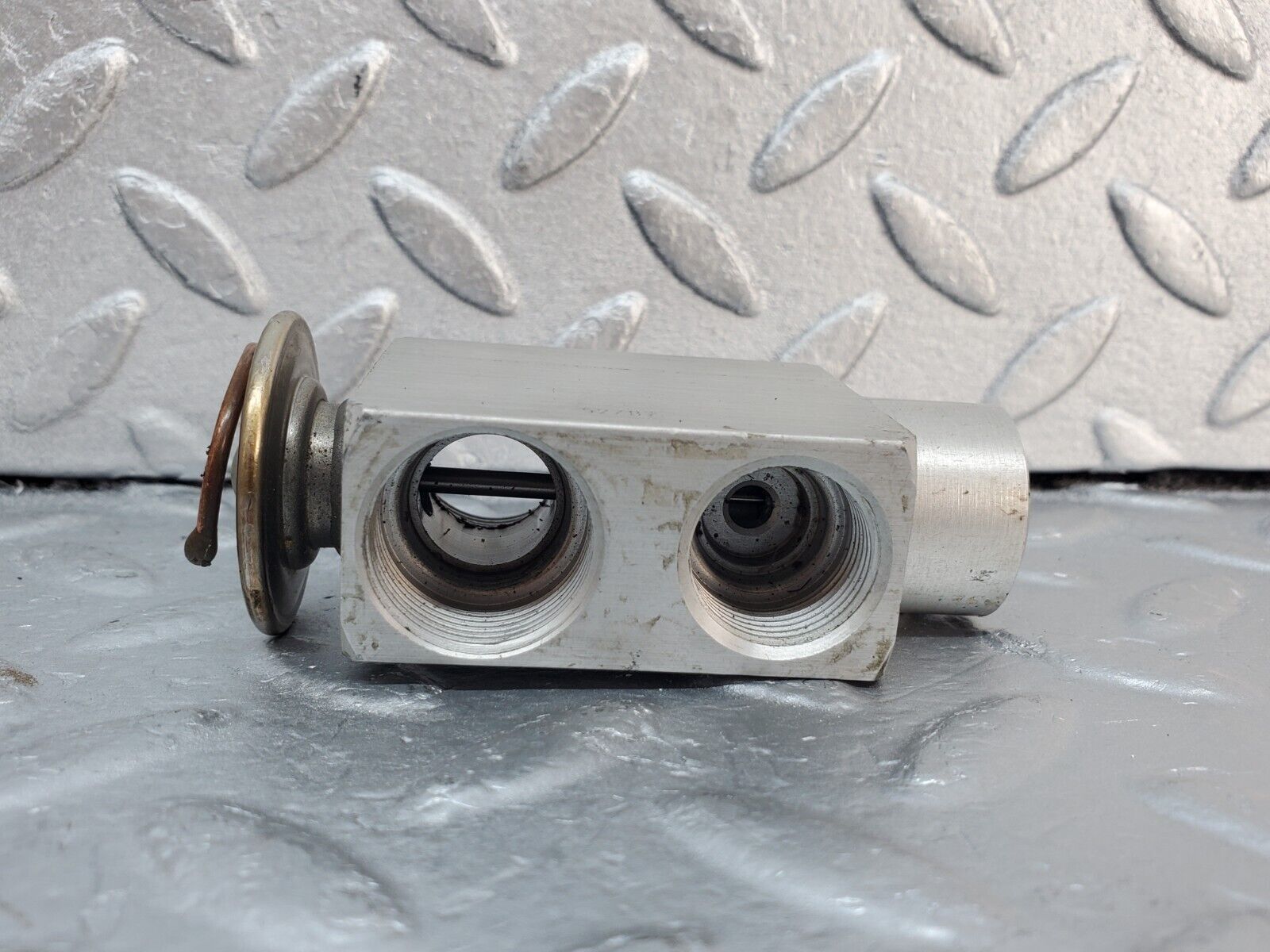 45942 Mercedes-Benz W126 420SE Air Conditioning Expansion Valve