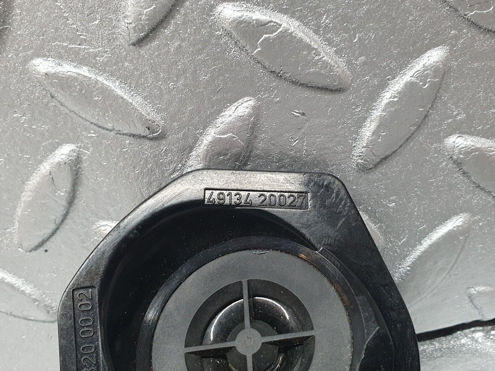 42399 Mercedes-Benz R129 320SL Coupe Dashboard Tweeter Speaker 1298200002