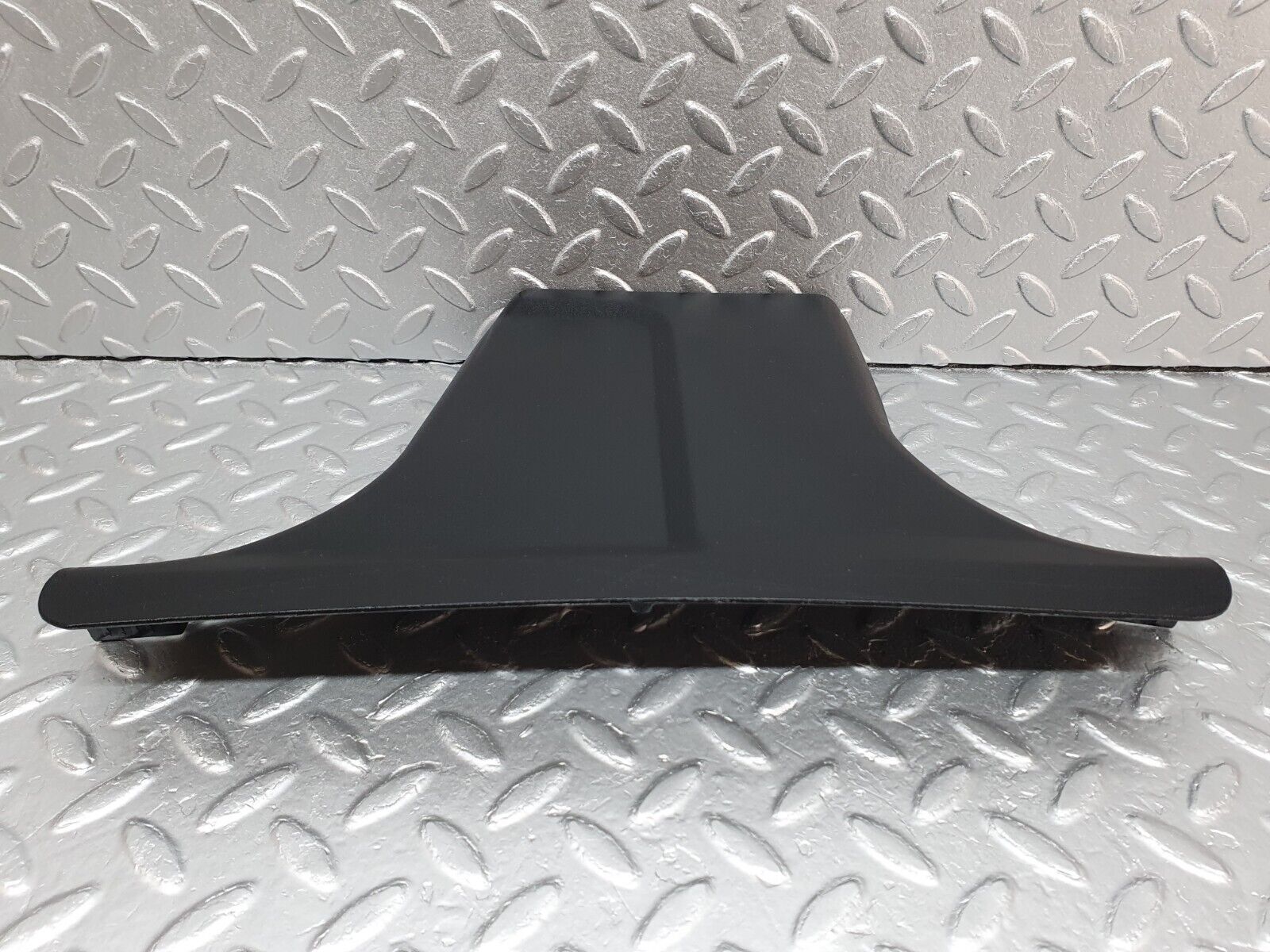 41735 Mercedes-Benz W202 C200 B Pillar Bottom Cover Right 2026902430