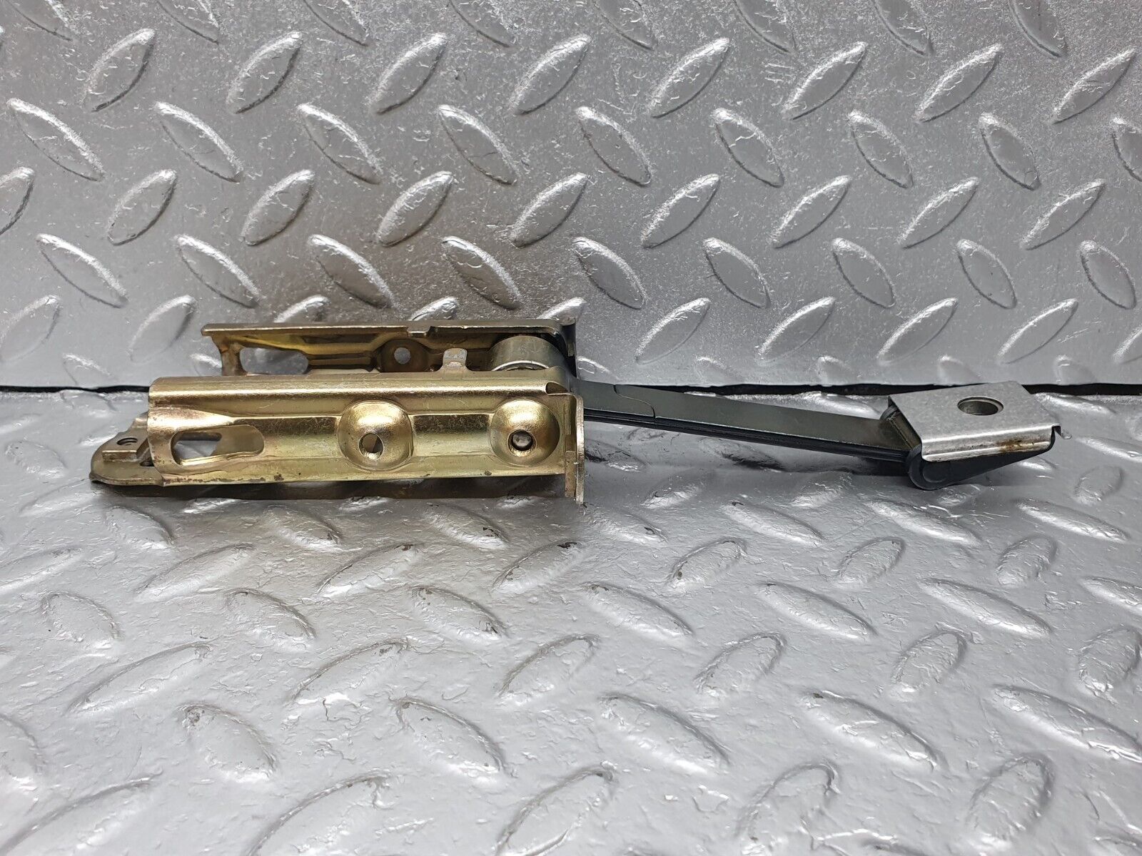 41872 Mercedes-Benz W202 C200 Door Safety Check Strap Front Left