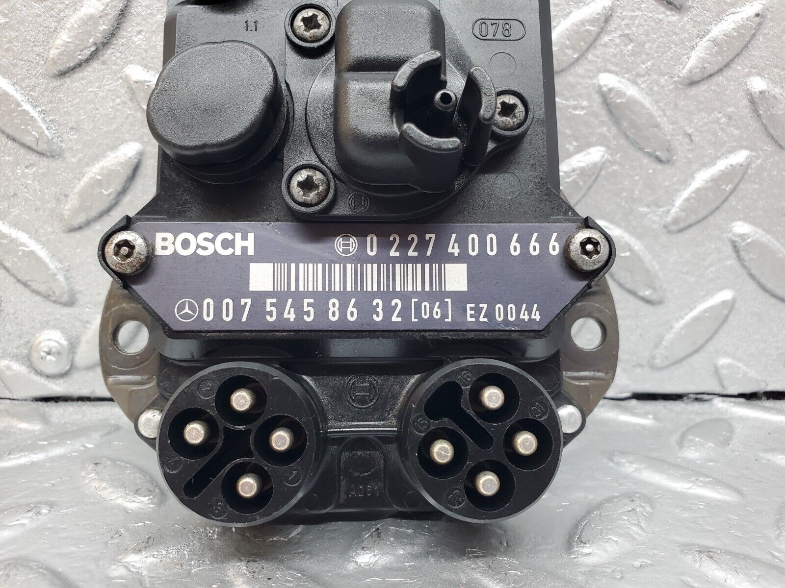45212 Mercedes-Benz R129 300SL Coupe Ignition Control Unit Bosch 0075458632 0227400666