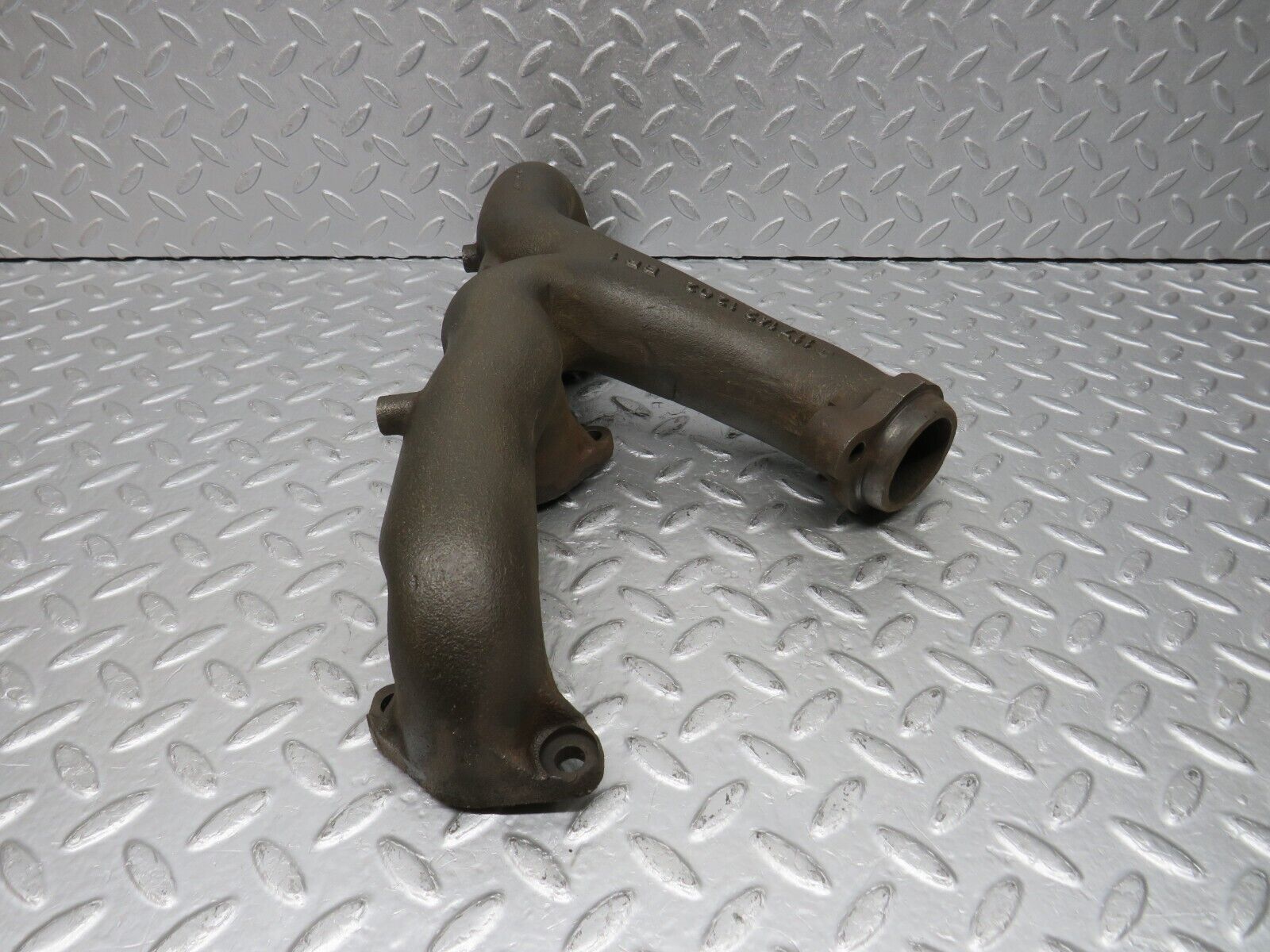 39276 Mercedes-Benz R107 500SL Exhaust Manifold Right Side 1171421202