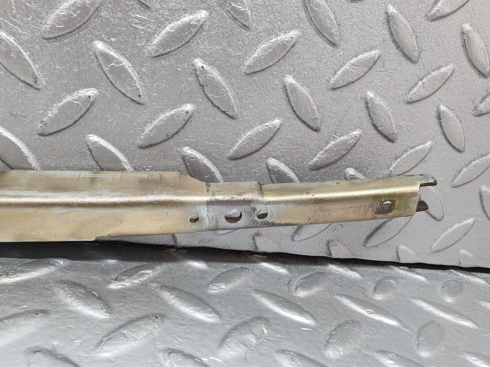 44097 Mercedes-Benz C123 230CE Coupe Front Left Window Channel
