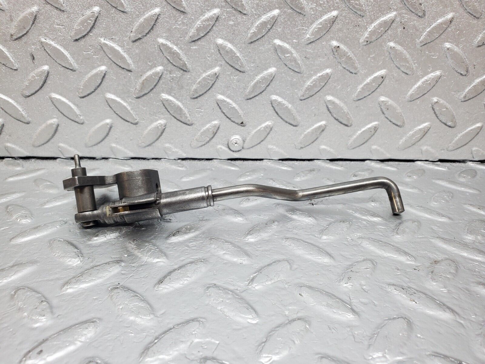 44572 Mercedes-Benz W123 280E Automatic Gearbox Linkage 722.309