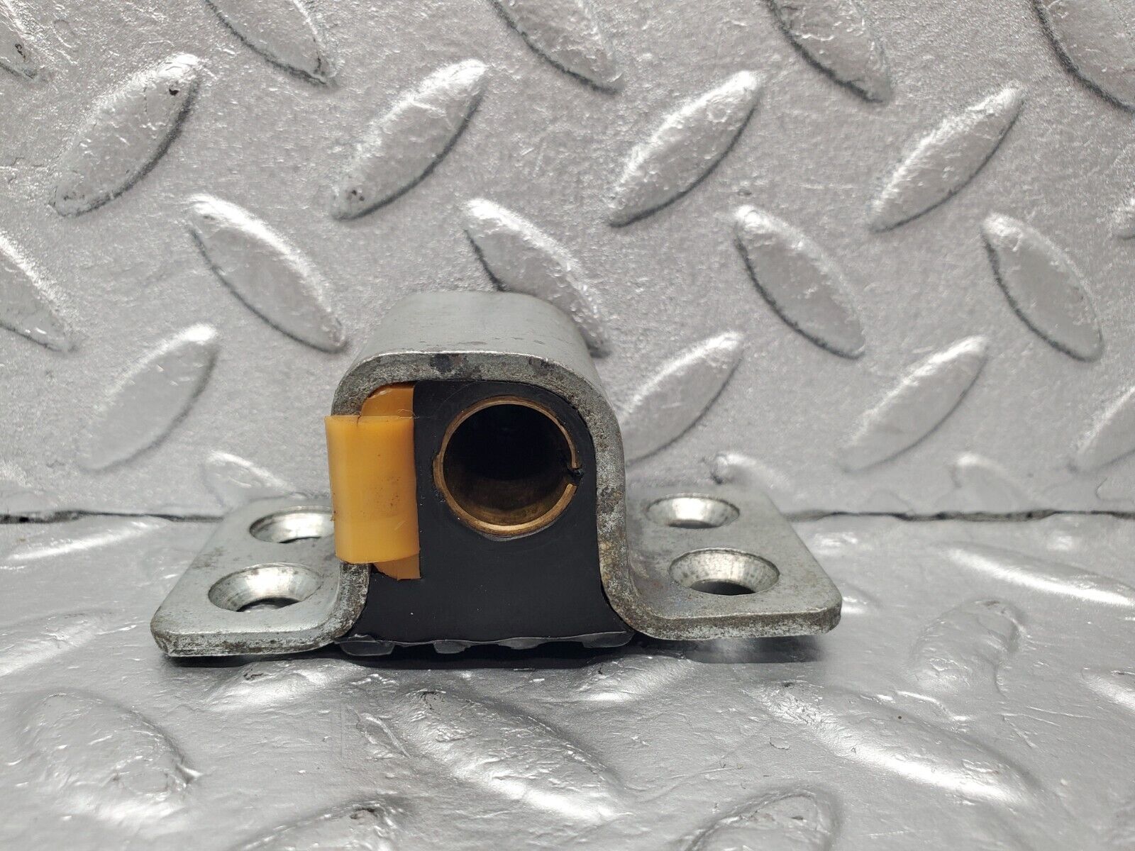 46476 Mercedes-Benz C123 280CE Coupe Left Door Lock Latch