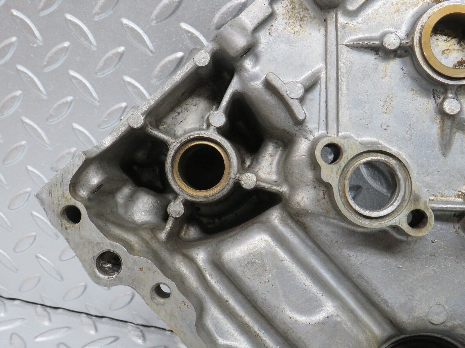 33079 Mercedes-Benz C107 R107 350 V8 Timing Chain Cover 1160150801