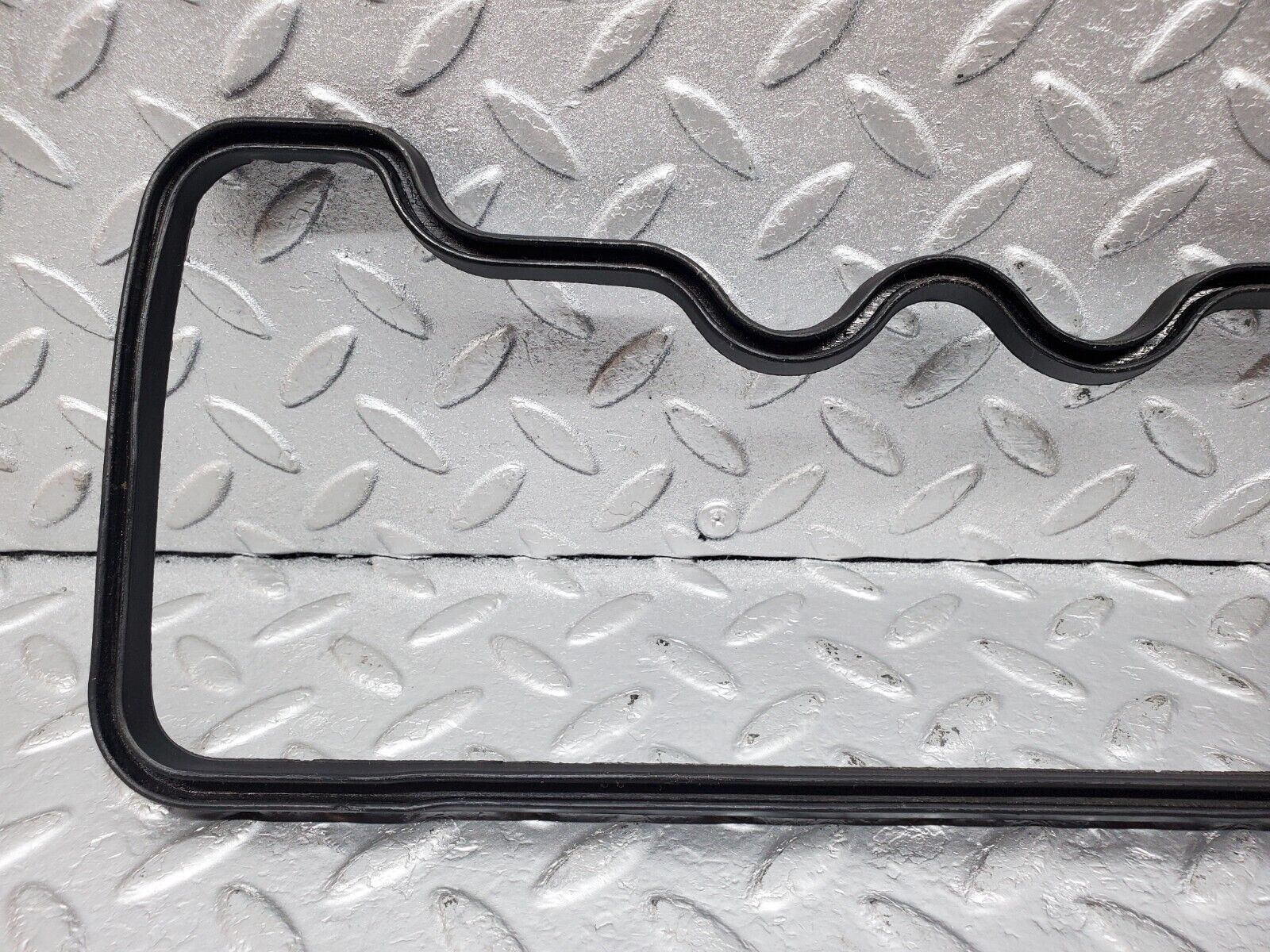 45282 Mercedes-Benz C107 350SLC Coupe Valve Cover Gasket Left Side 1160160521