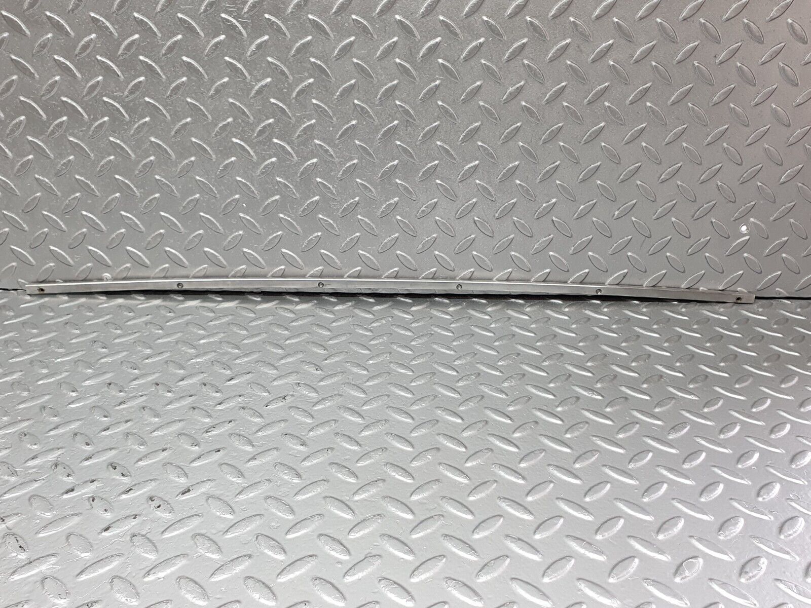 41715 Mercedes-Benz W124 200E Sunroof Chrome Trim