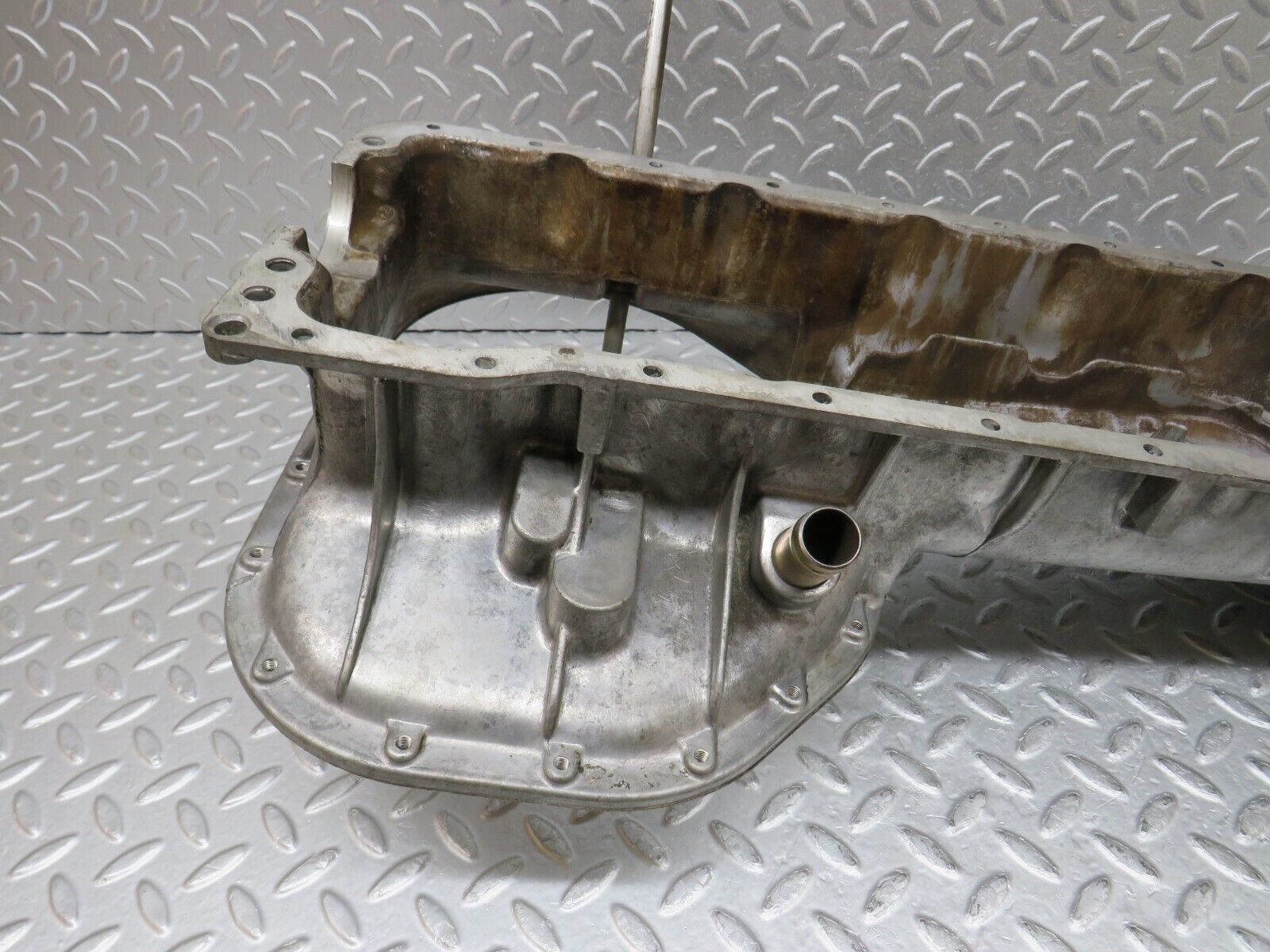 35646 Mercedes-Benz R107 280SL Oil Pan Oil Sump 1100140702