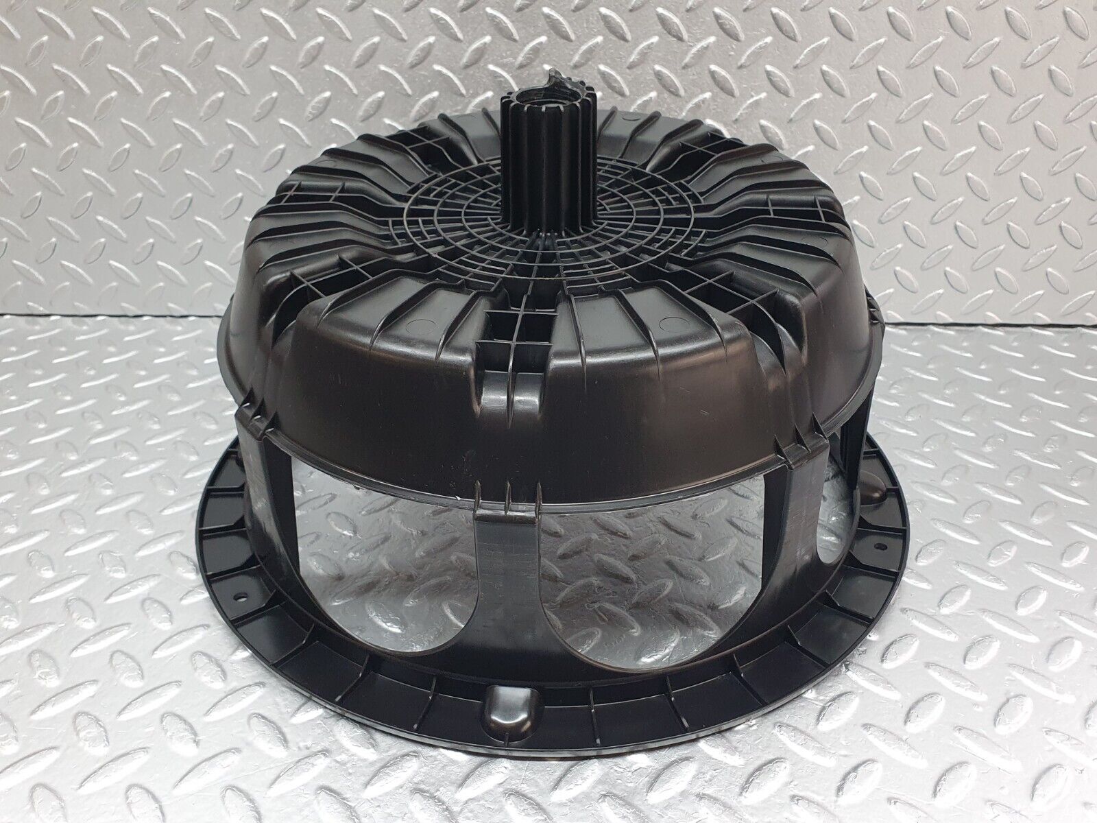 41736 Mercedes-Benz W202 C200 Spare Wheel Holder 2028980107