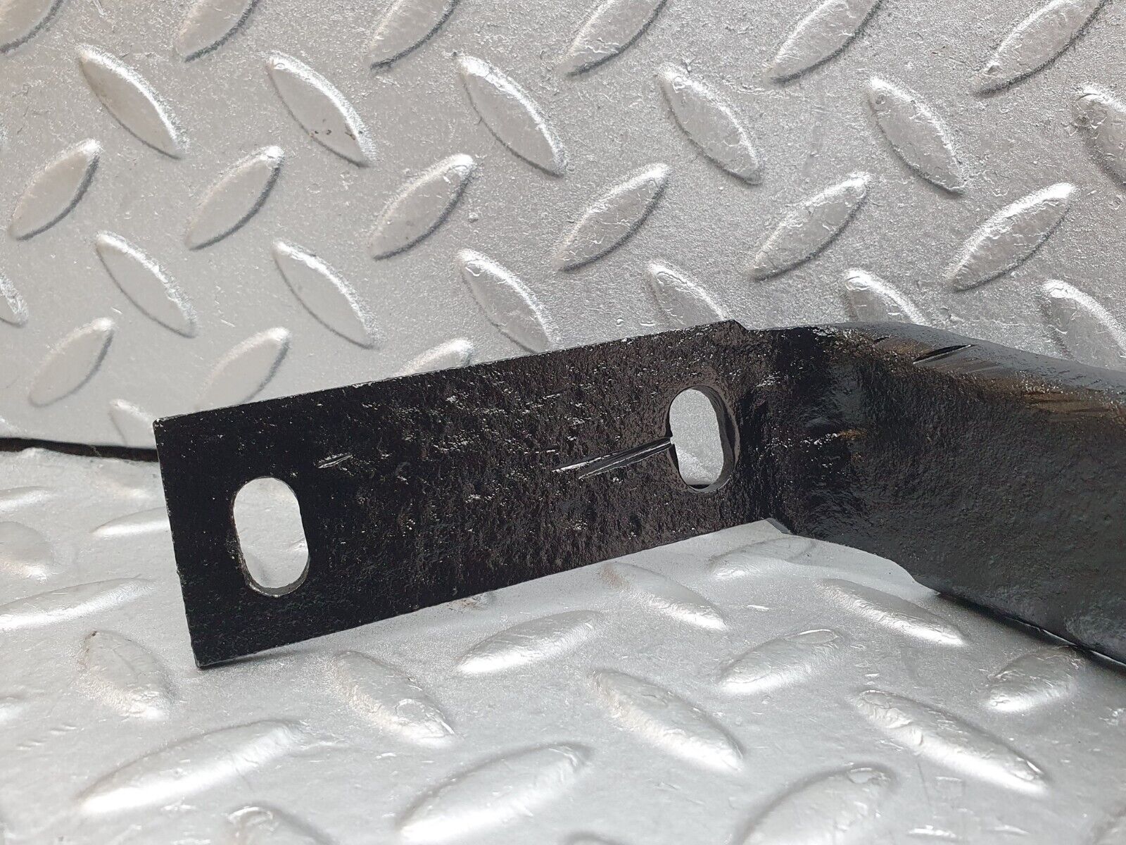 44220 Mercedes-Benz C123 230CE Coupe Rear Bumper Bracket