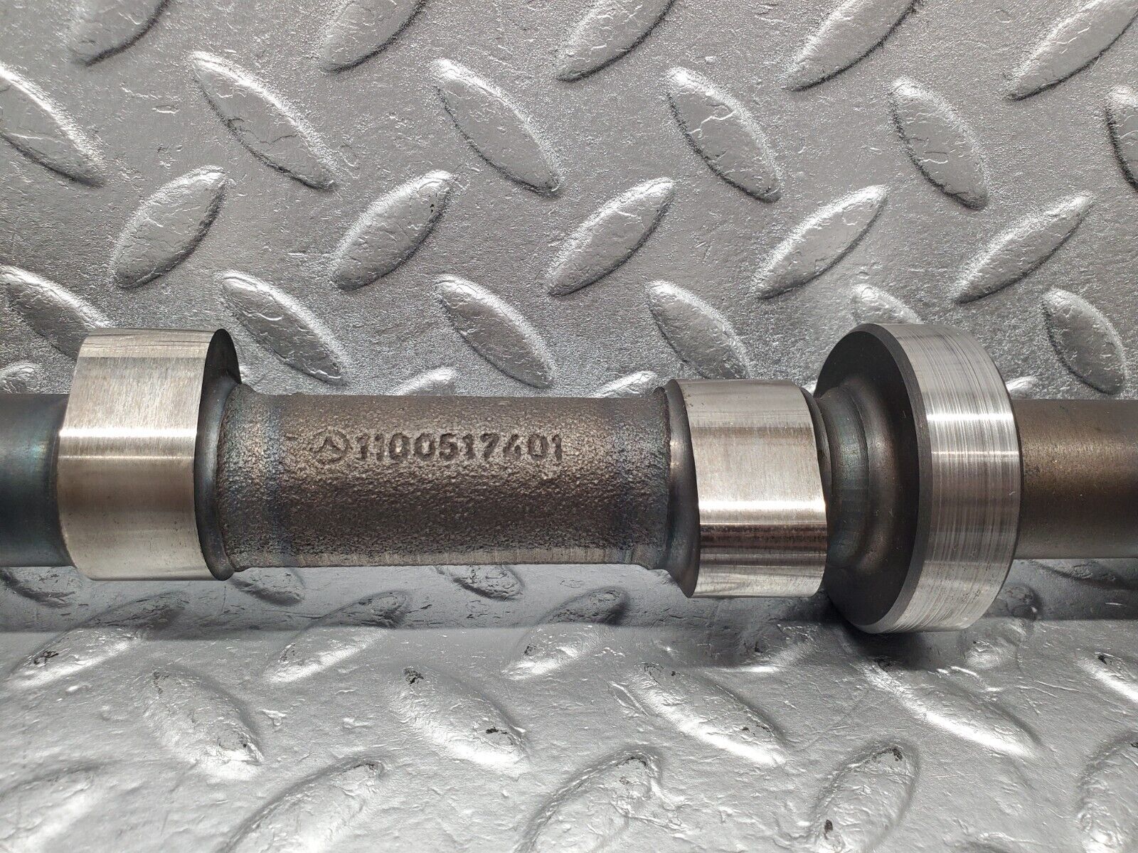 46614 Mercedes-Benz C123 280CE Coupe Camshaft Intake Side 1100517401