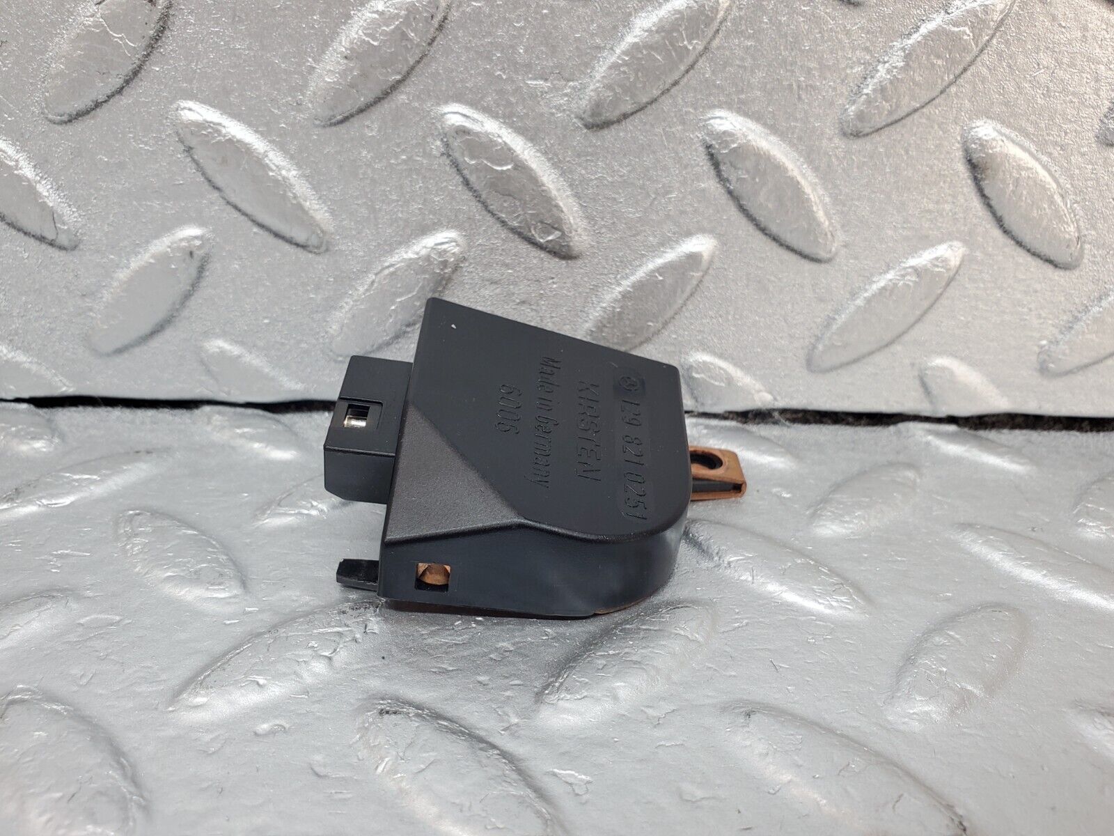 44931 Mercedes-Benz R129 300SL Coupe Seat Position Switch Sensor Right 1298210251