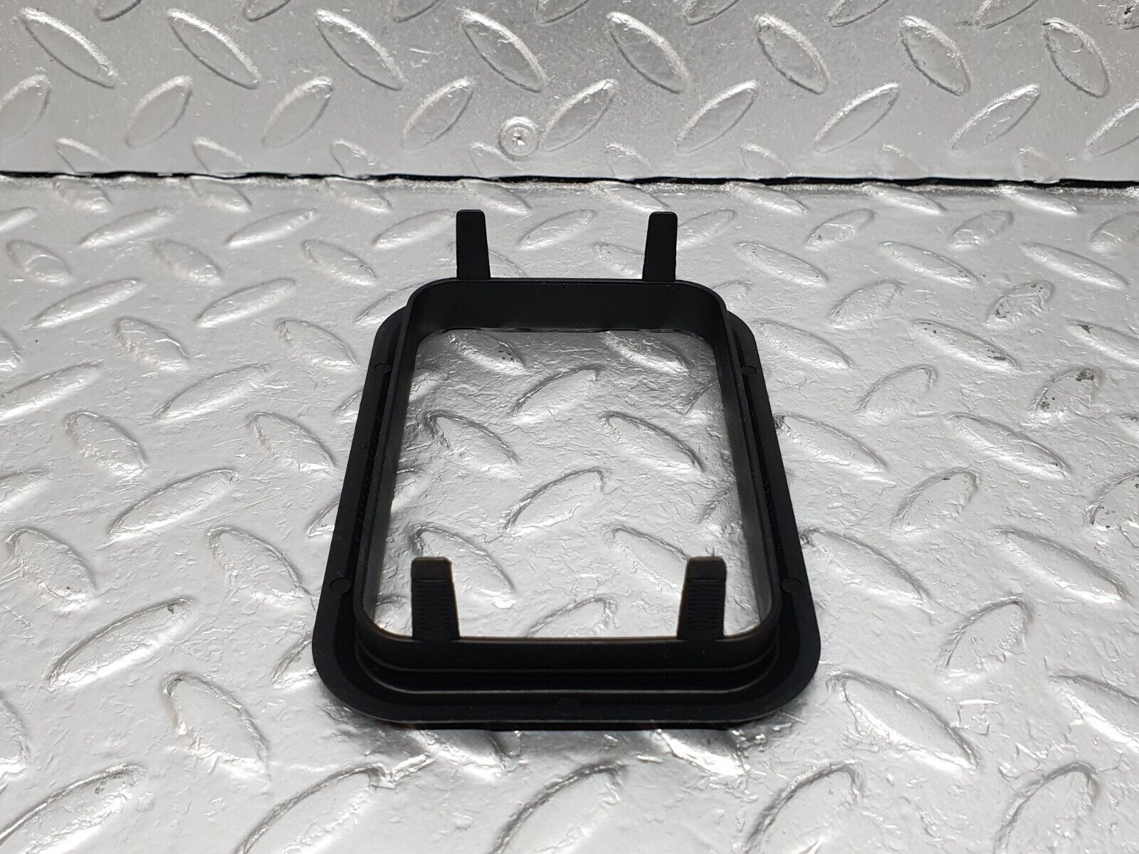 41908 Mercedes-Benz W202 C200 Gear Selector Surround Trim 2022670288