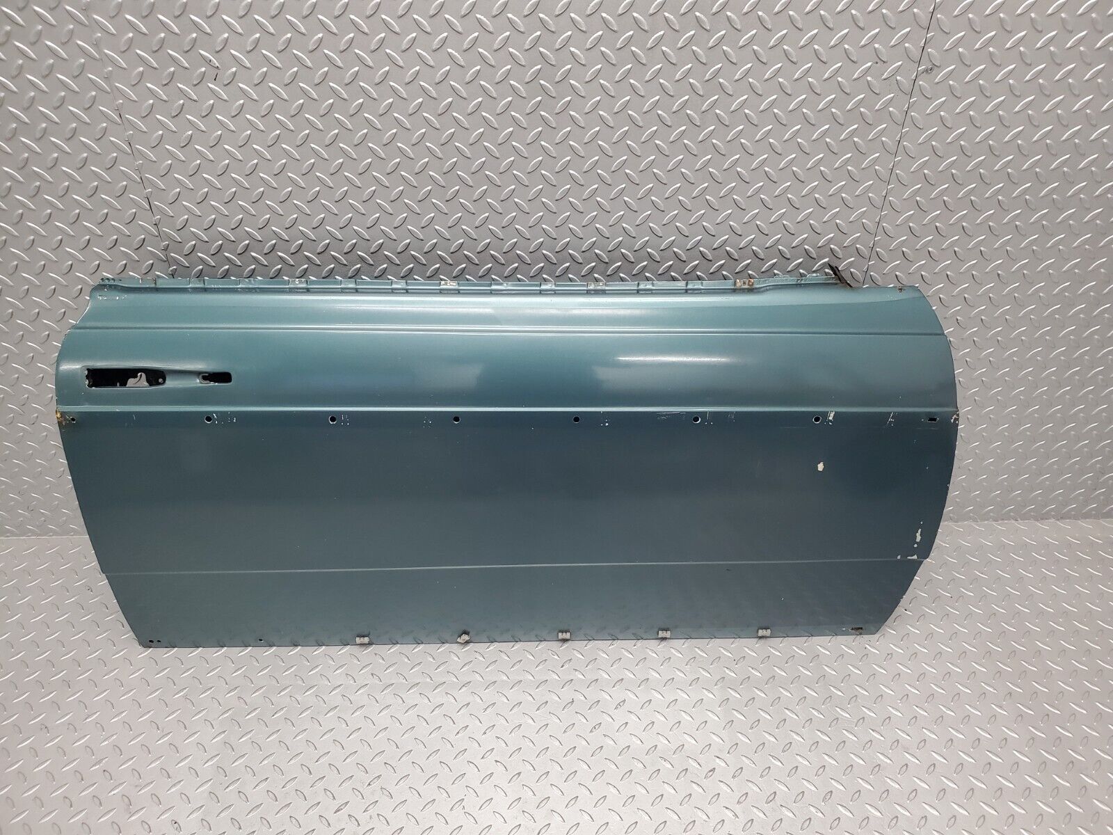 46557 Mercedes-Benz C123 280CE Coupe Left Door