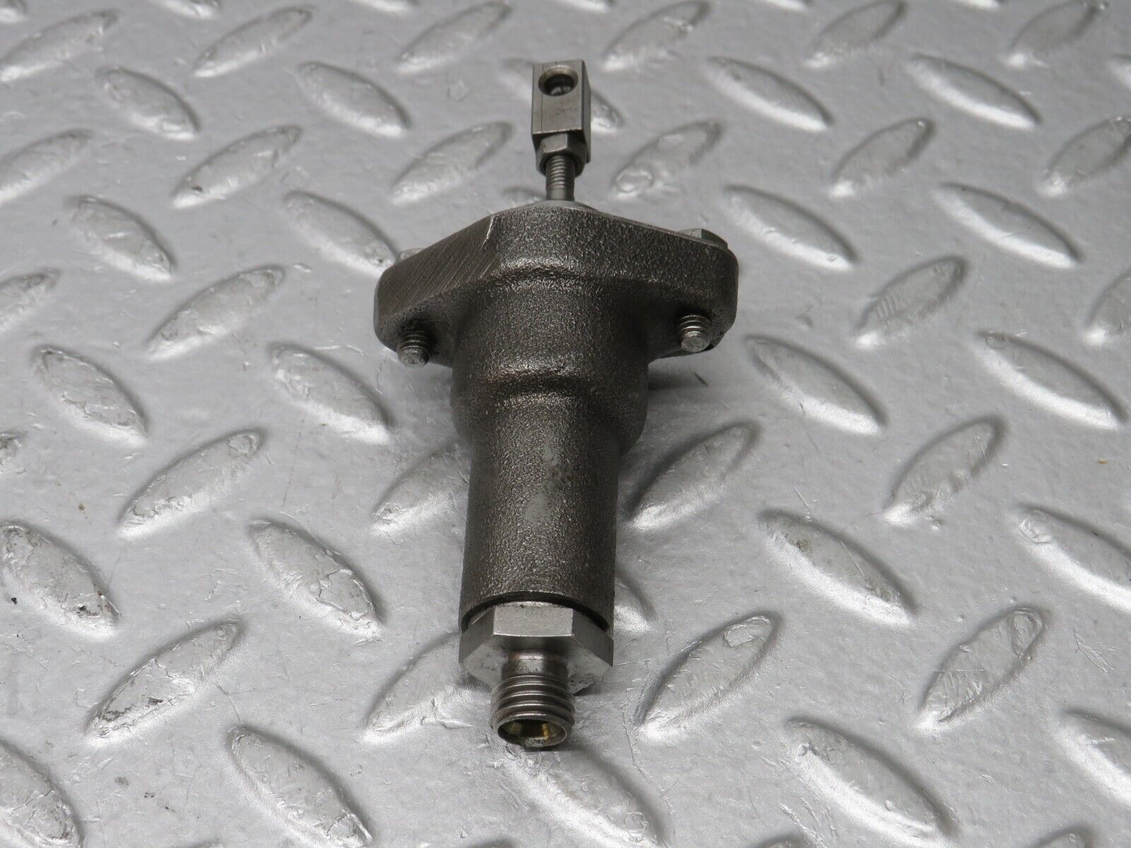 35906 Mercedes-Benz W108 Clutch Slave Cylinder