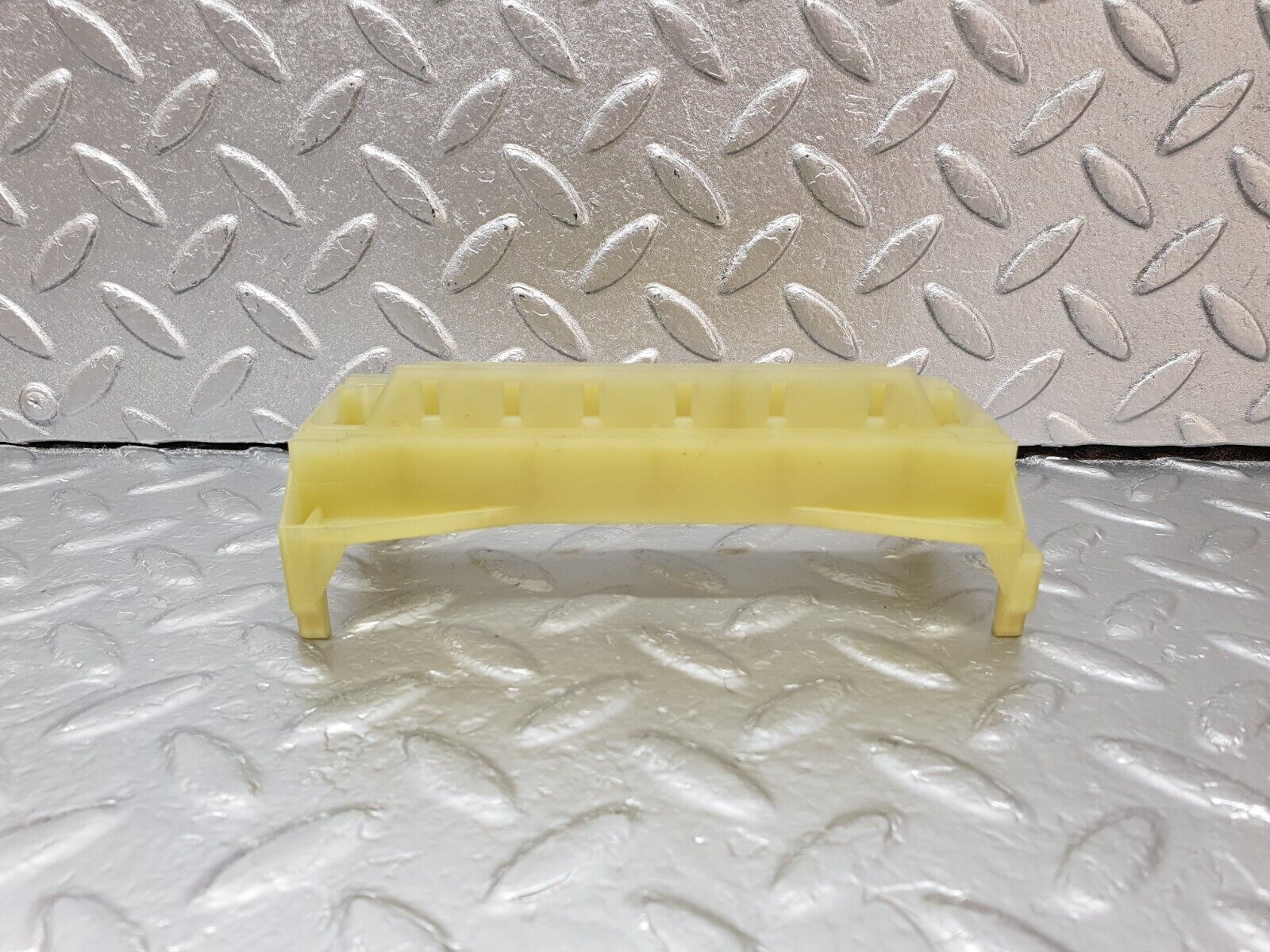 42547 Mercedes-Benz R129 320SL Coupe Cable Connector 0015450340 1928402156