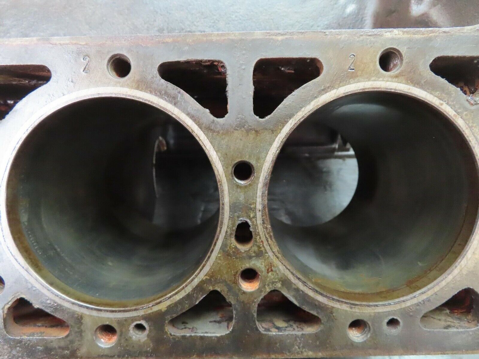 15799 Mercedes-Benz R107 450SL Engine Block 1170111101 M117.985