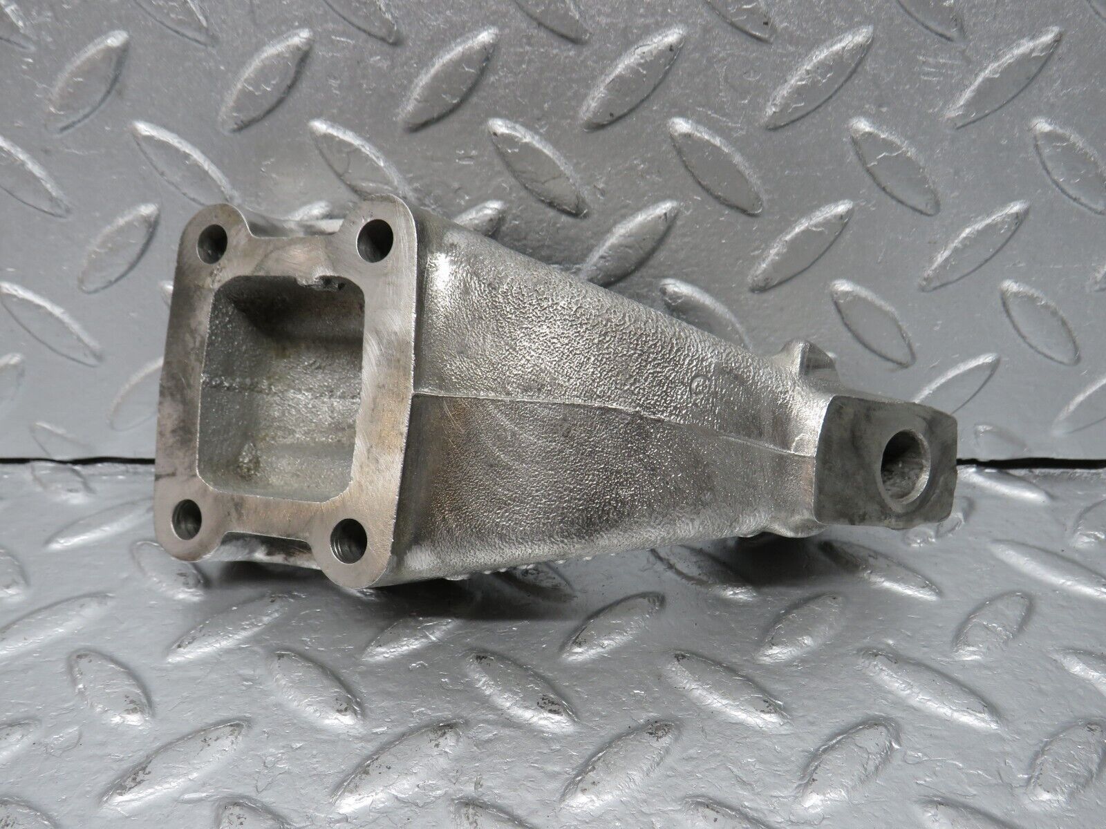 39877 Mercedes-Benz R107 350SL Engine Mount Bracket Left Side 1162234404