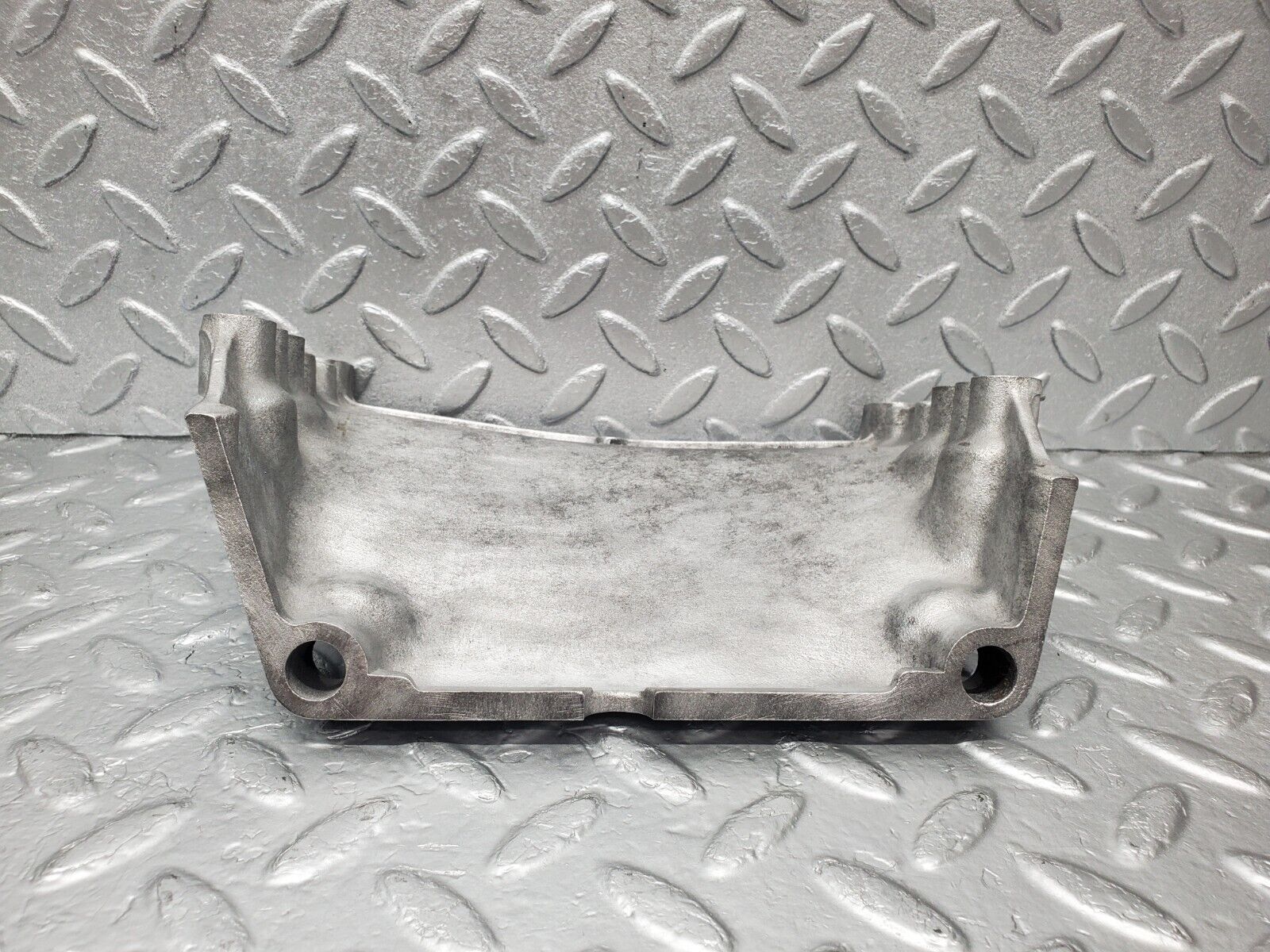 46648 Mercedes-Benz C123 280CE Coupe Gearbox Support 1100140195