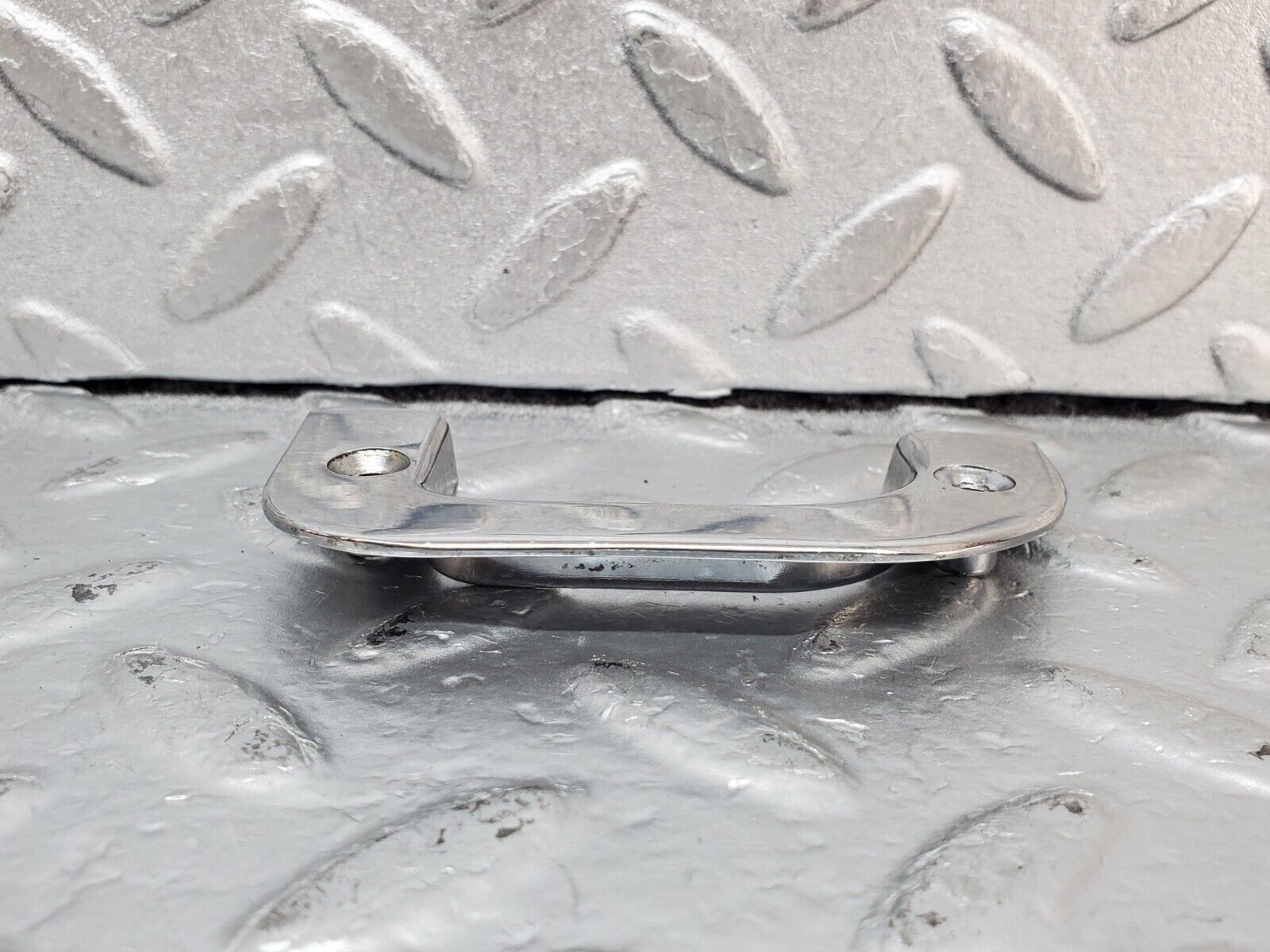 44387 Mercedes-Benz W123 280E Interior Chrome Door Latch Trim Left 1237230124