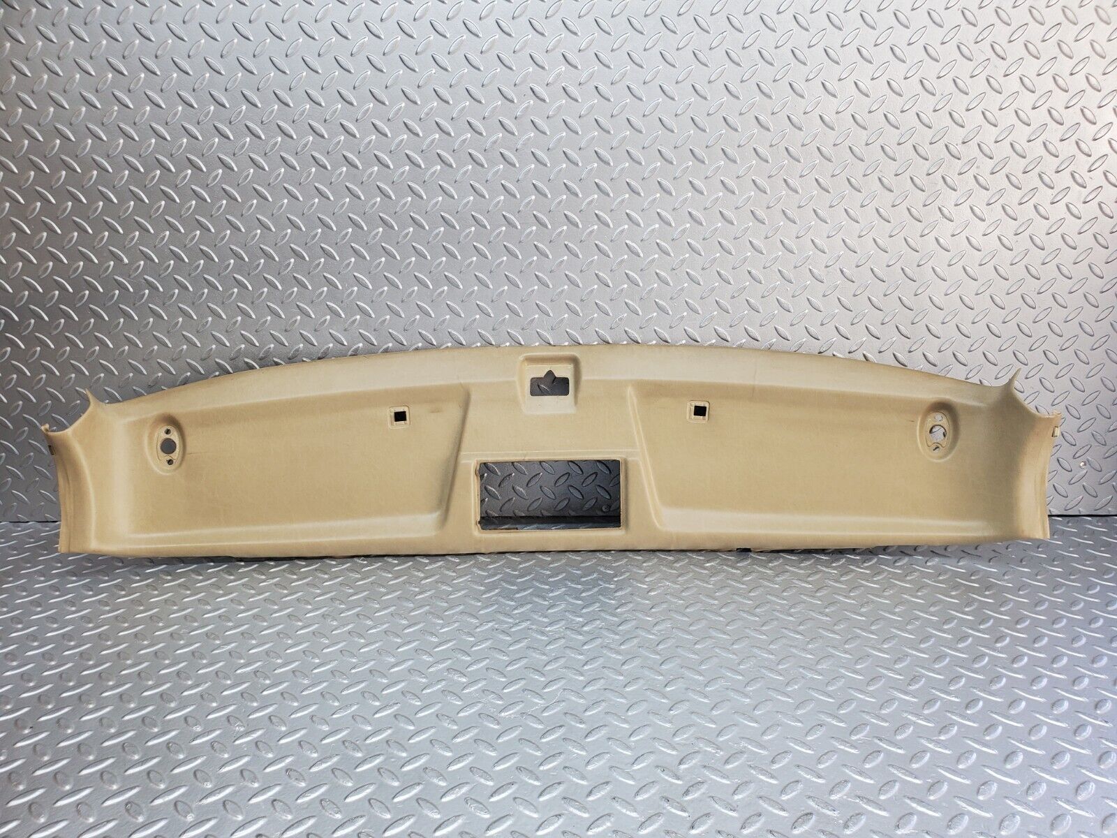 45700 Mercedes-Benz W126 420SE Headlining Roof Panel Beige