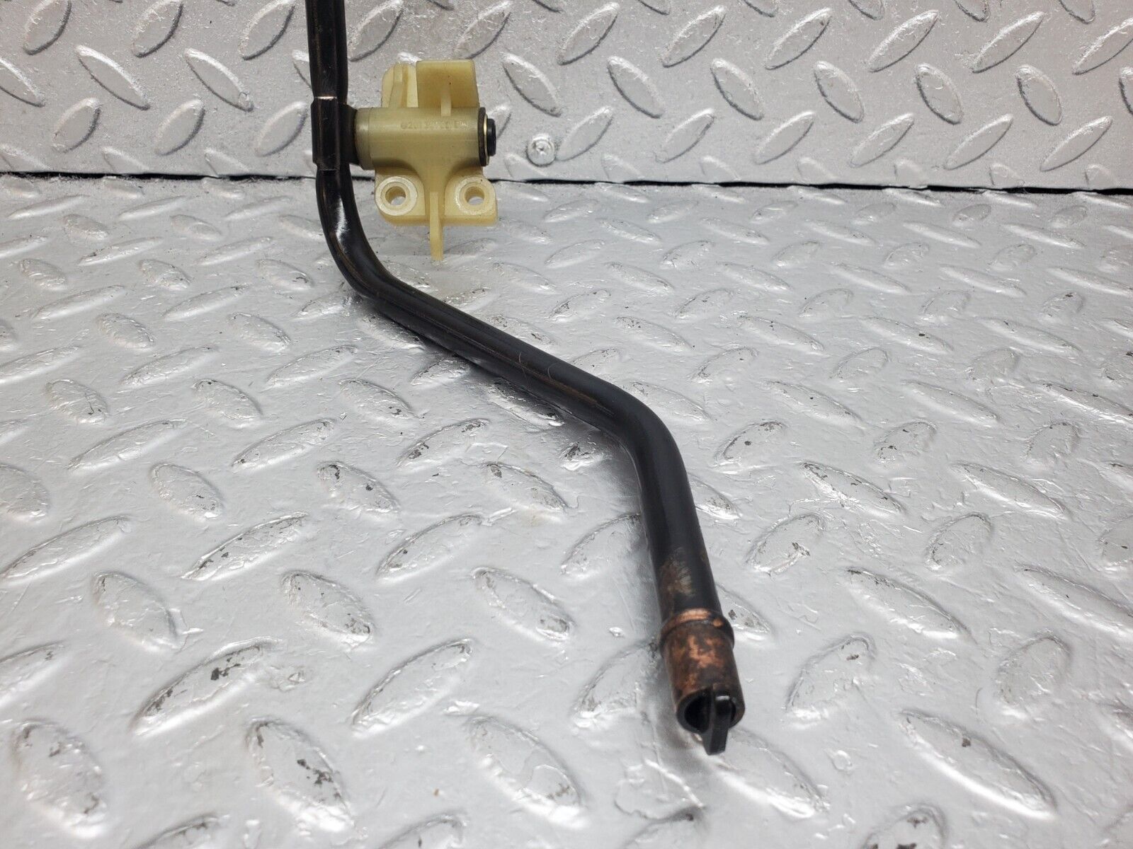 44785 Mercedes-Benz W124 220E Accelerator Pedal Linkage 2013010218