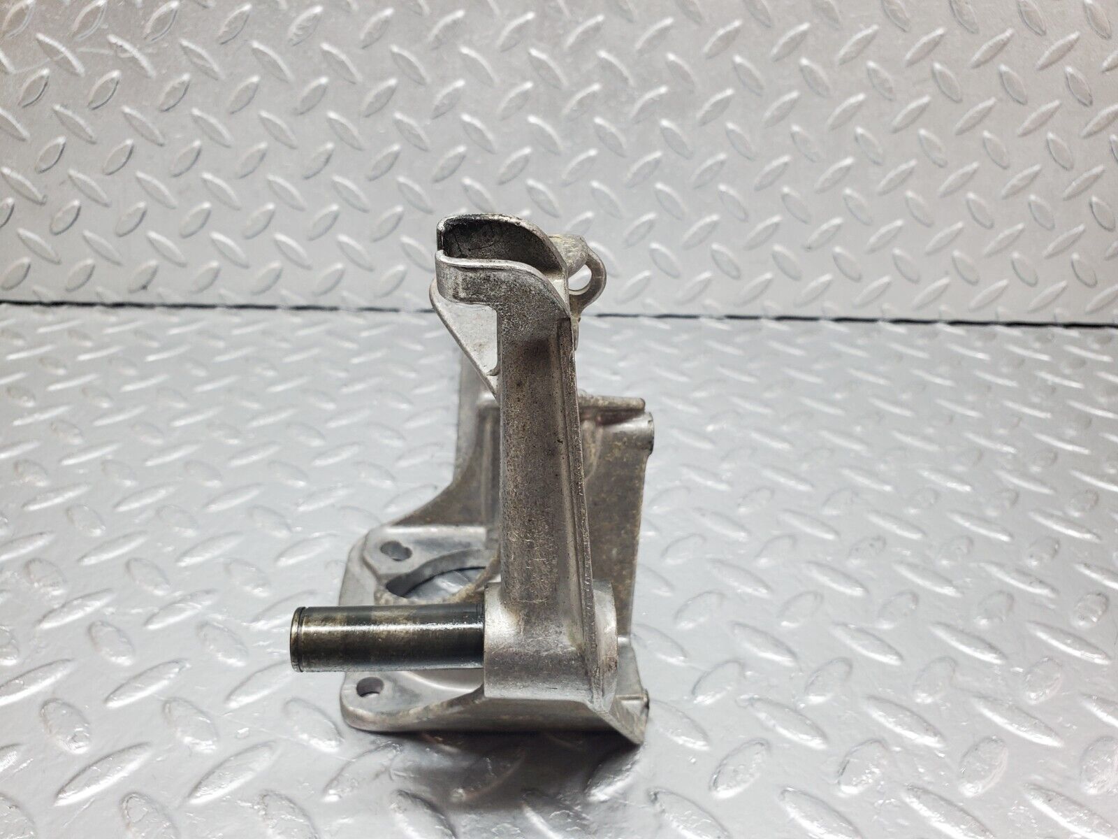 45579 Mercedes-Benz W126 420SE Brake Pedal Bracket 1262902419