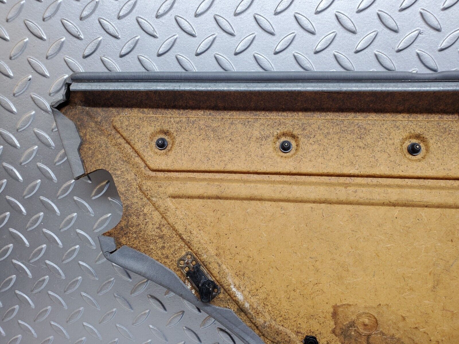 44688 Mercedes-Benz W124 220E Rear Right Door Card Grey 1247371070