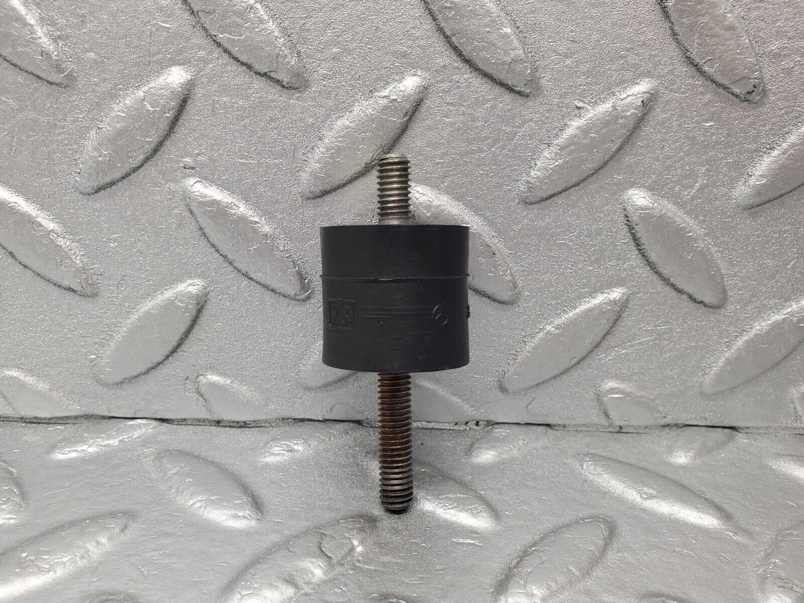 46321 Mercedes-Benz W123 230E Air Filter Box Housing Holder 3X