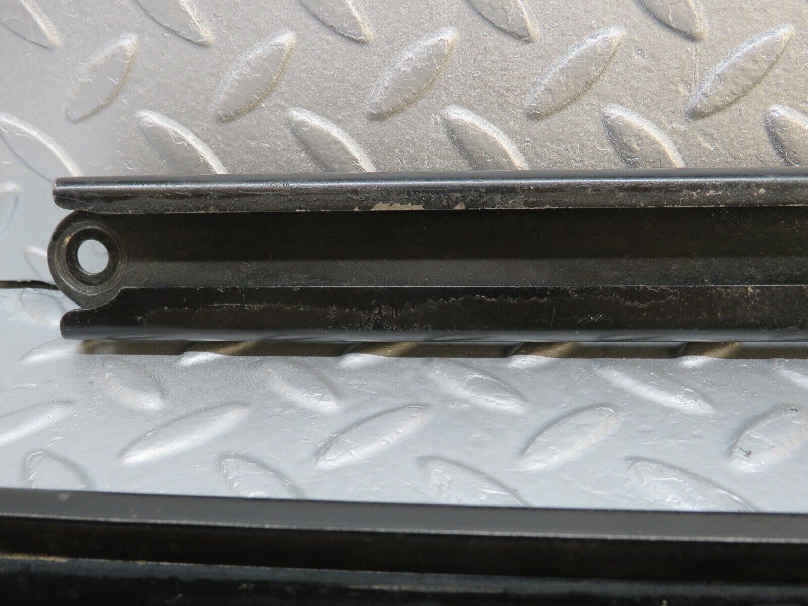 40182 Mercedes-Benz R107 350SL Front Left Seat Rail Pair