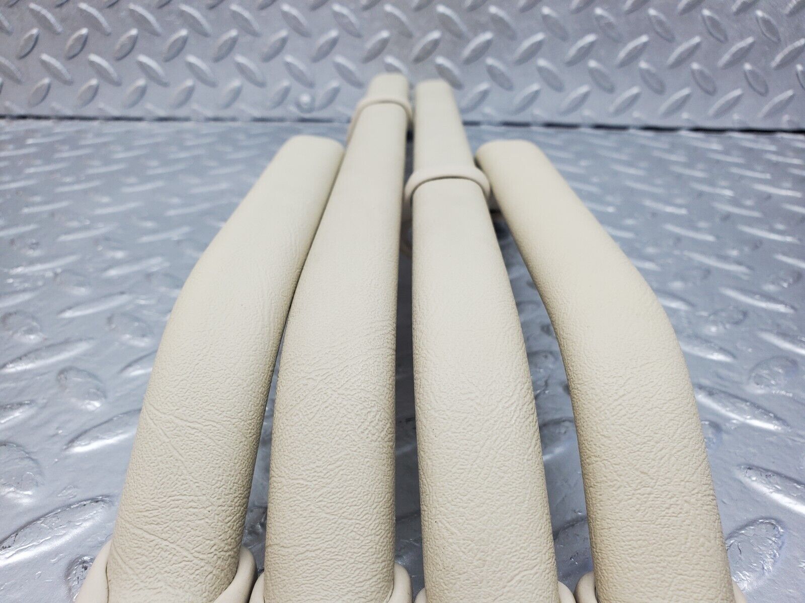 45795 Mercedes-Benz W126 420SE Interior Roof Grab Handle Beige