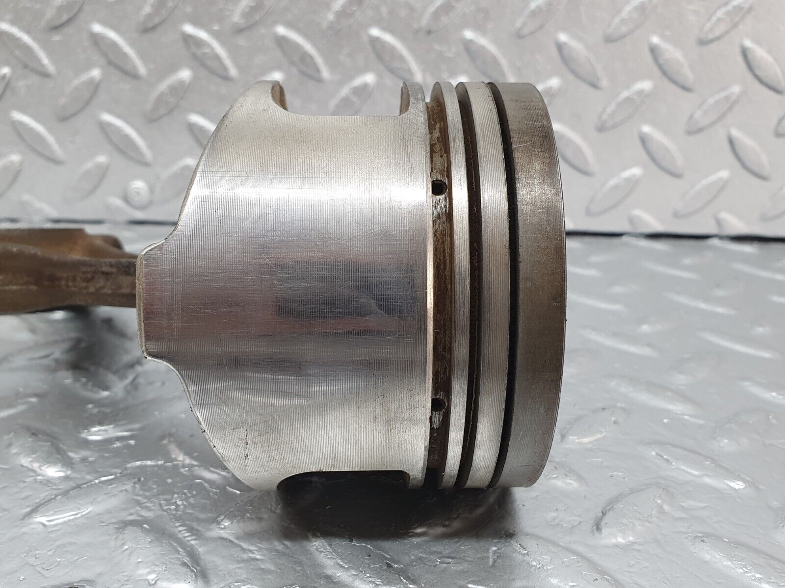 43774 Mercedes-Benz C126 380SEC Coupe Piston With Connecting Rod 87.995 11610