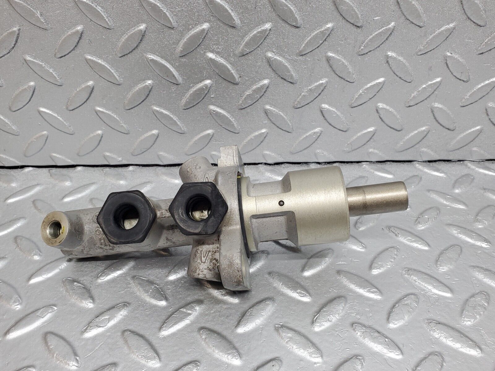 45264 Mercedes-Benz R129 300SL Coupe Brake Master Cylinder Girling