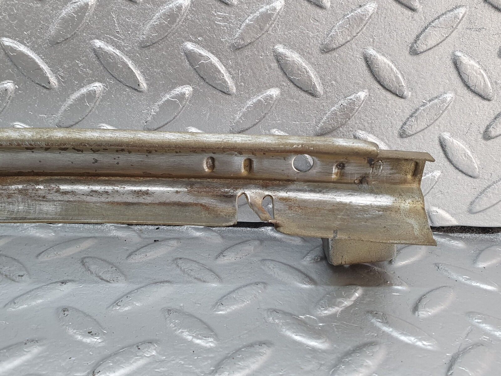 43193 Mercedes-Benz W108 280SE Front Right Door Window Channel