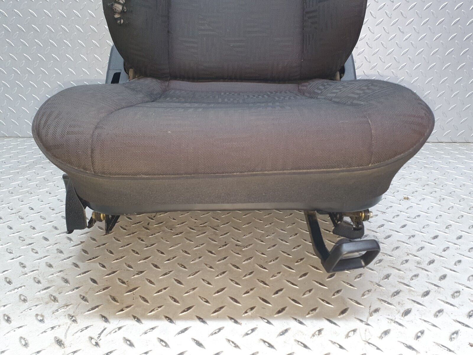 41813 Mercedes-Benz W202 C200 Front Right Passenger Seat