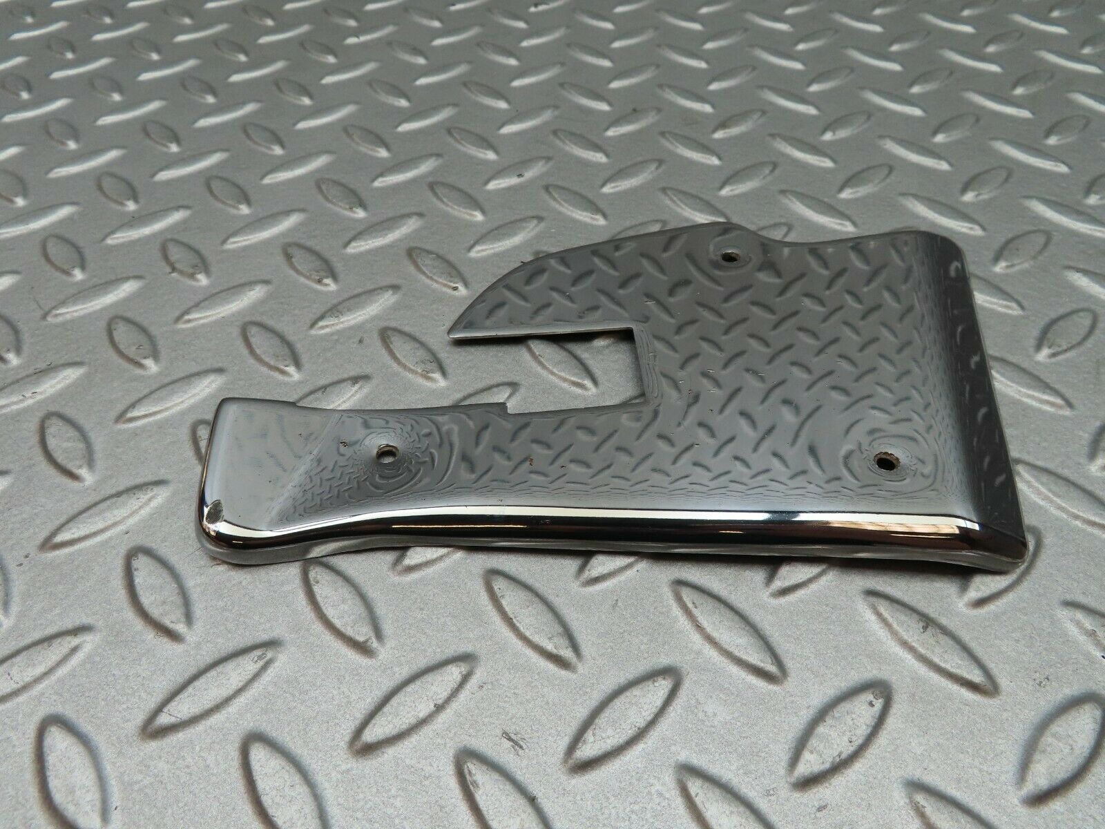 4918 Mercedes-Benz R107 350SL Right Door Chrome Cover