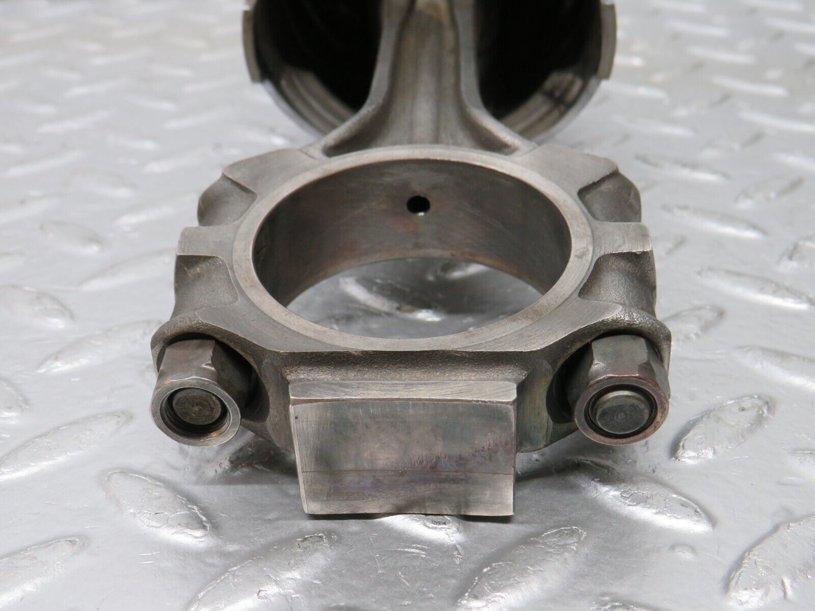 32989 Mercedes-Benz C107 R107 350 V8 Piston With Connecting Rod 92mm 11607