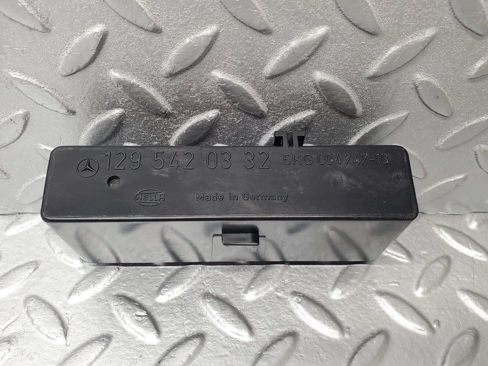 46784 Mercedes-Benz R129 320SL Coupe Light Control Unit 1295420332