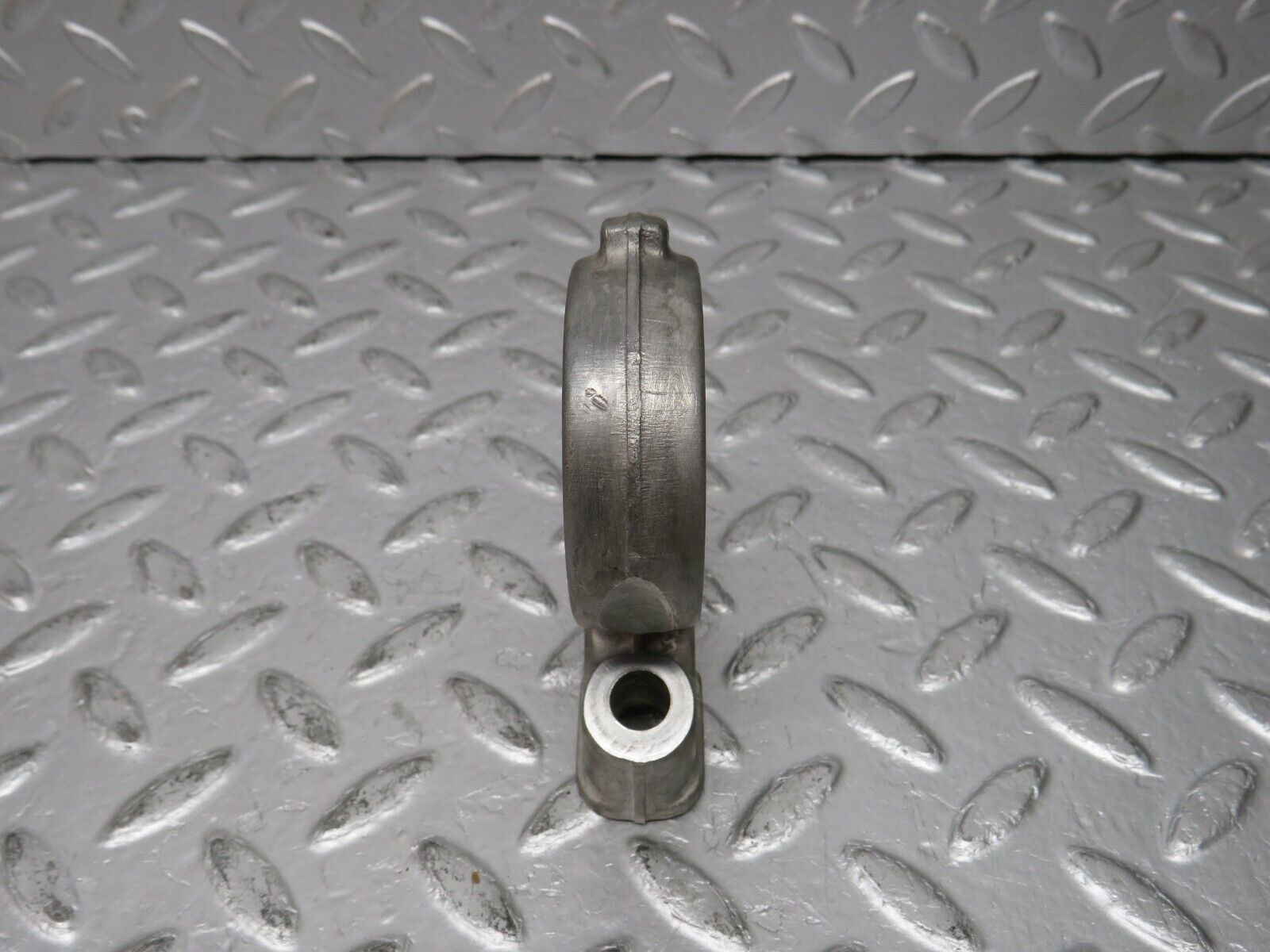 32798 Mercedes-Benz C107 R107 350 V8 Camshaft Tower Bearing 1160512112