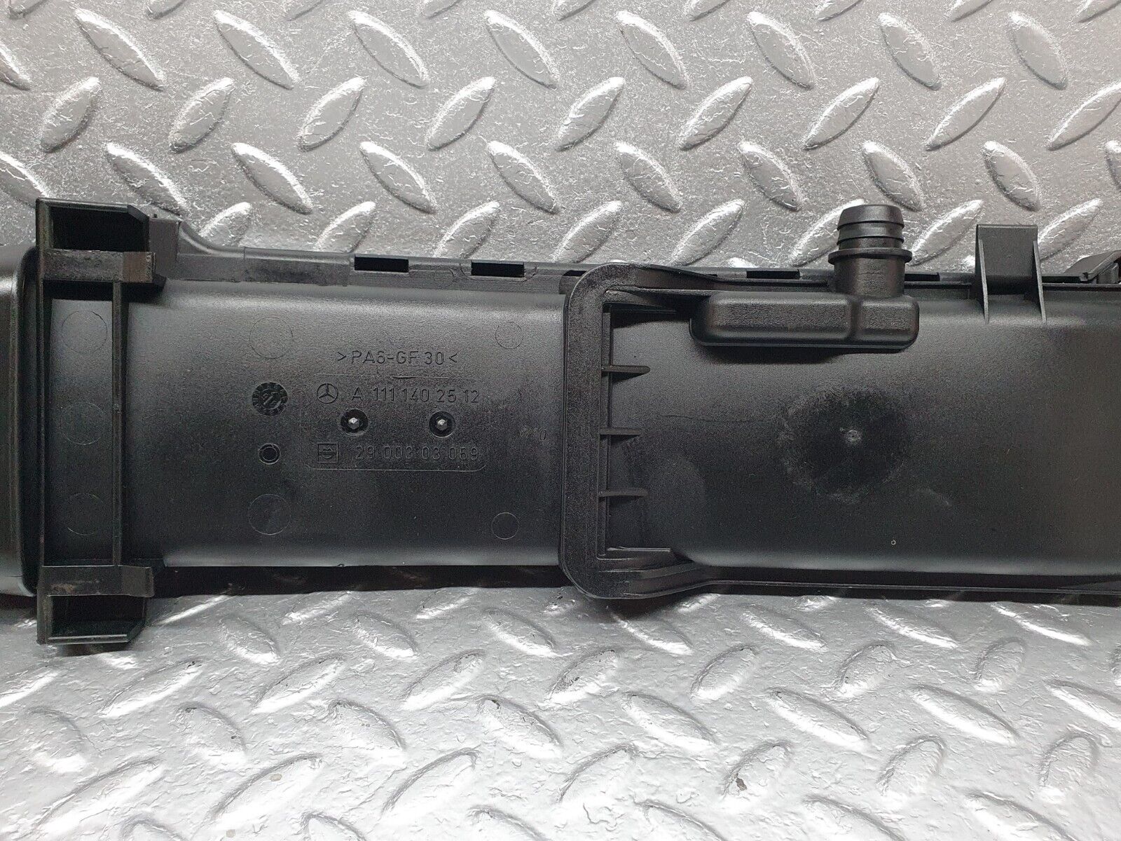 42115 Mercedes-Benz W202 C200 Air Intake Pipe 1111402512