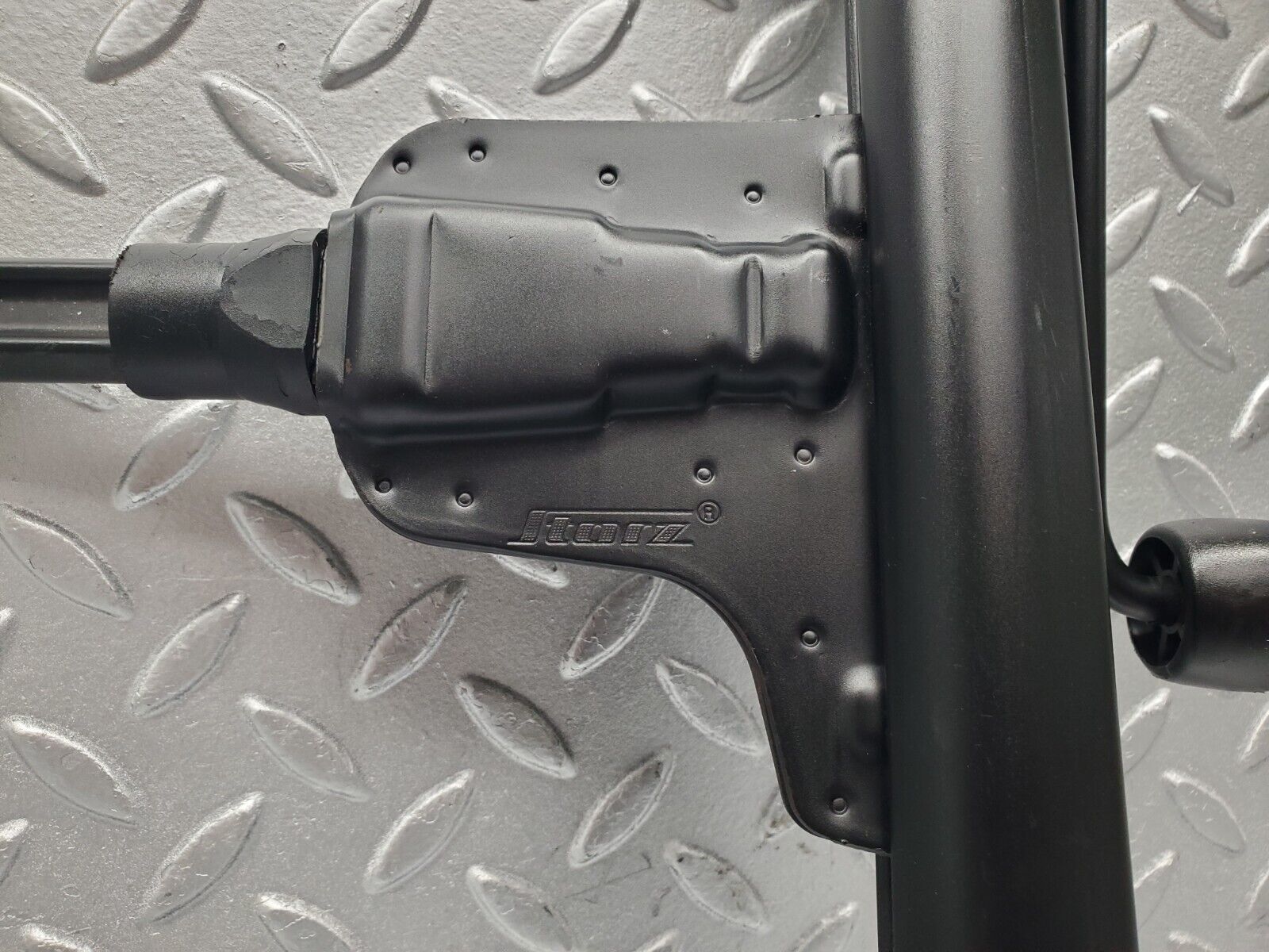 46810 Mercedes-Benz R129 320SL Coupe Car Jack 1295830015