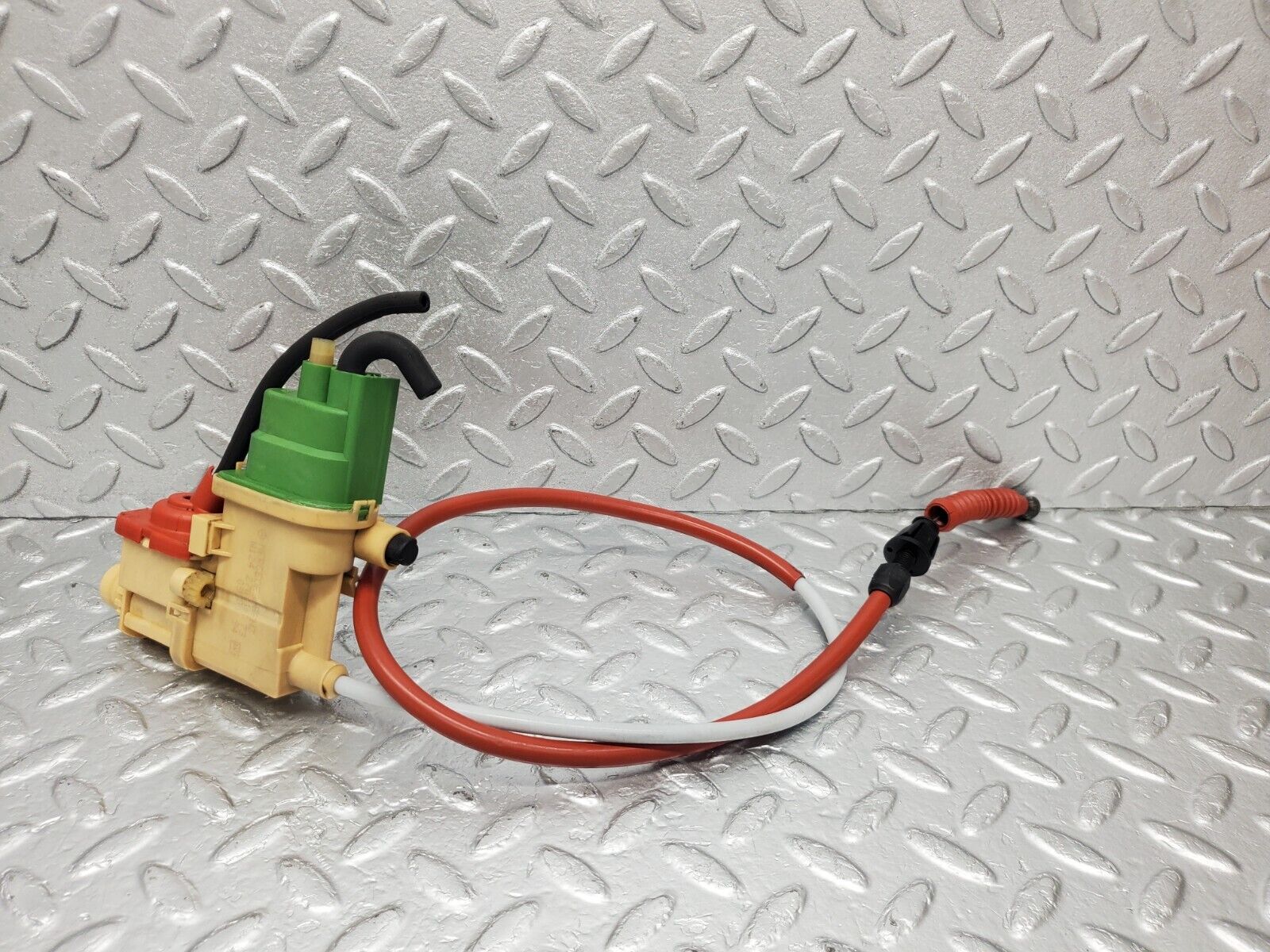 46296 Mercedes-Benz W124 280E Automatic Gearbox Kickdown Cable 1242701673