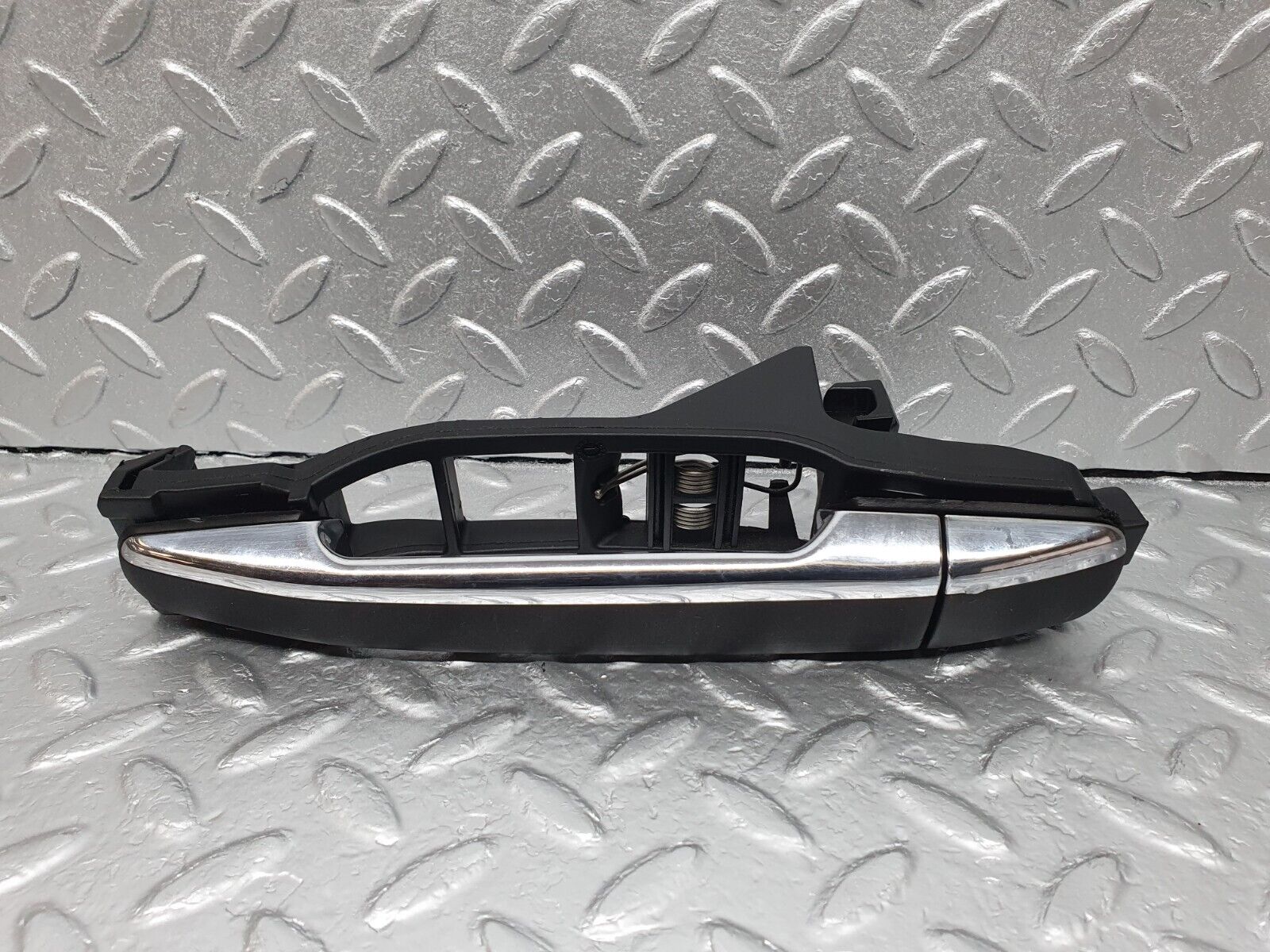 42036 Mercedes-Benz W202 C200 Rear Left Exterior Door Handle