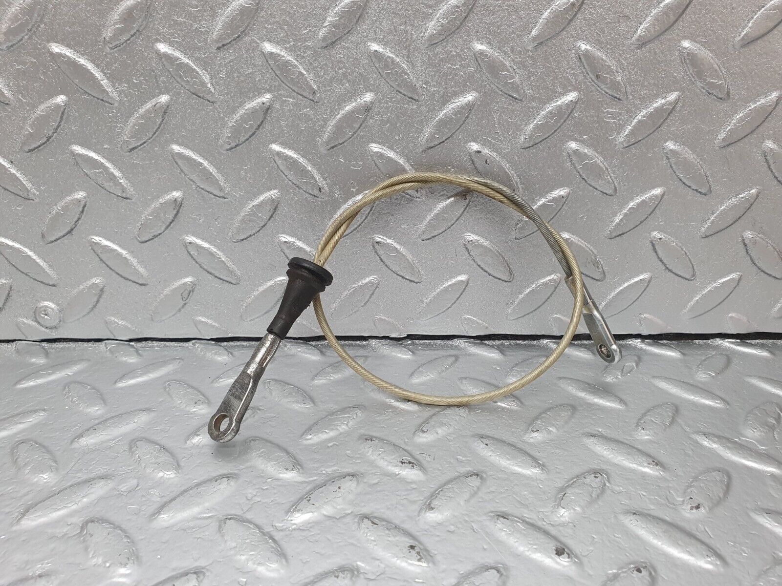 42884 Mercedes-Benz W201 190 2.0L Handbrake Cable