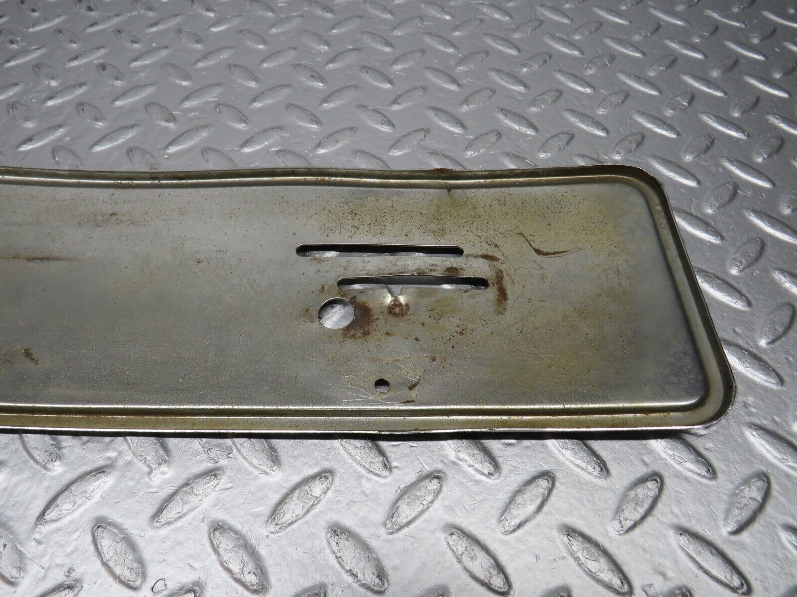 39868 Mercedes-Benz R107 350SL number Plate Holder Chrome