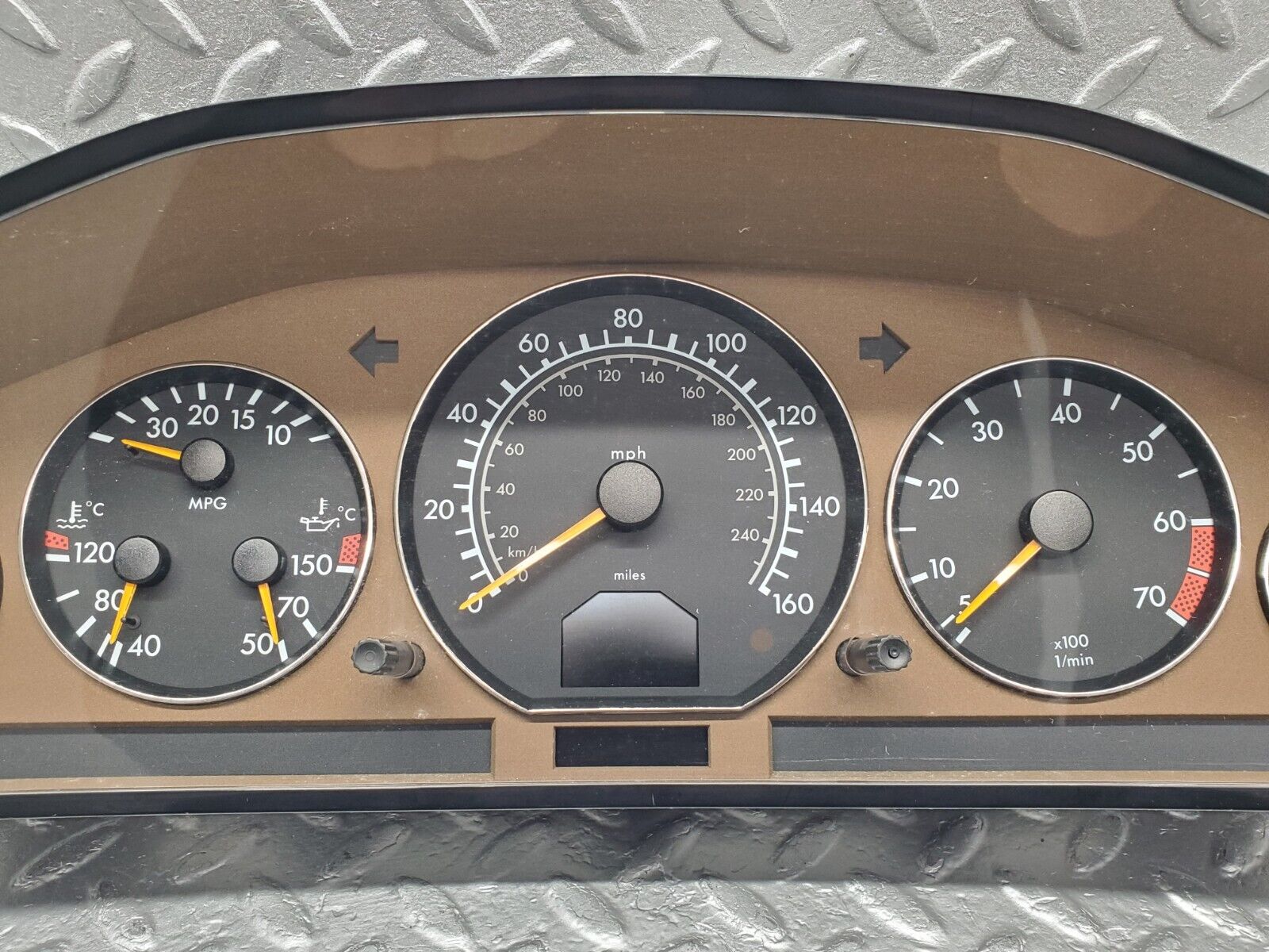 46962 Mercedes-Benz R129 320SL Coupe Instrument Cluster 1294402911